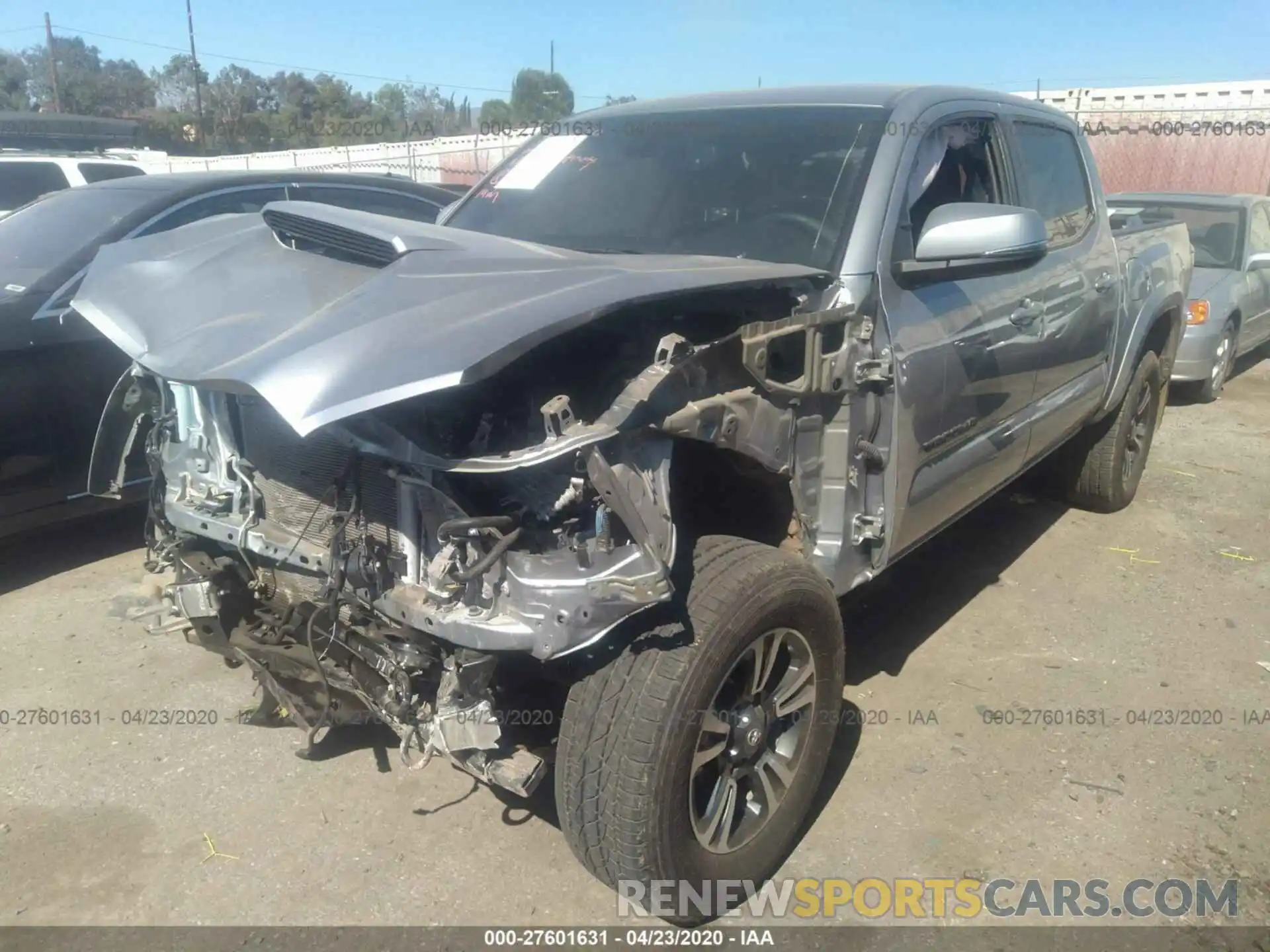 2 Photograph of a damaged car 5TFCZ5AN4KX198053 TOYOTA TACOMA 2019