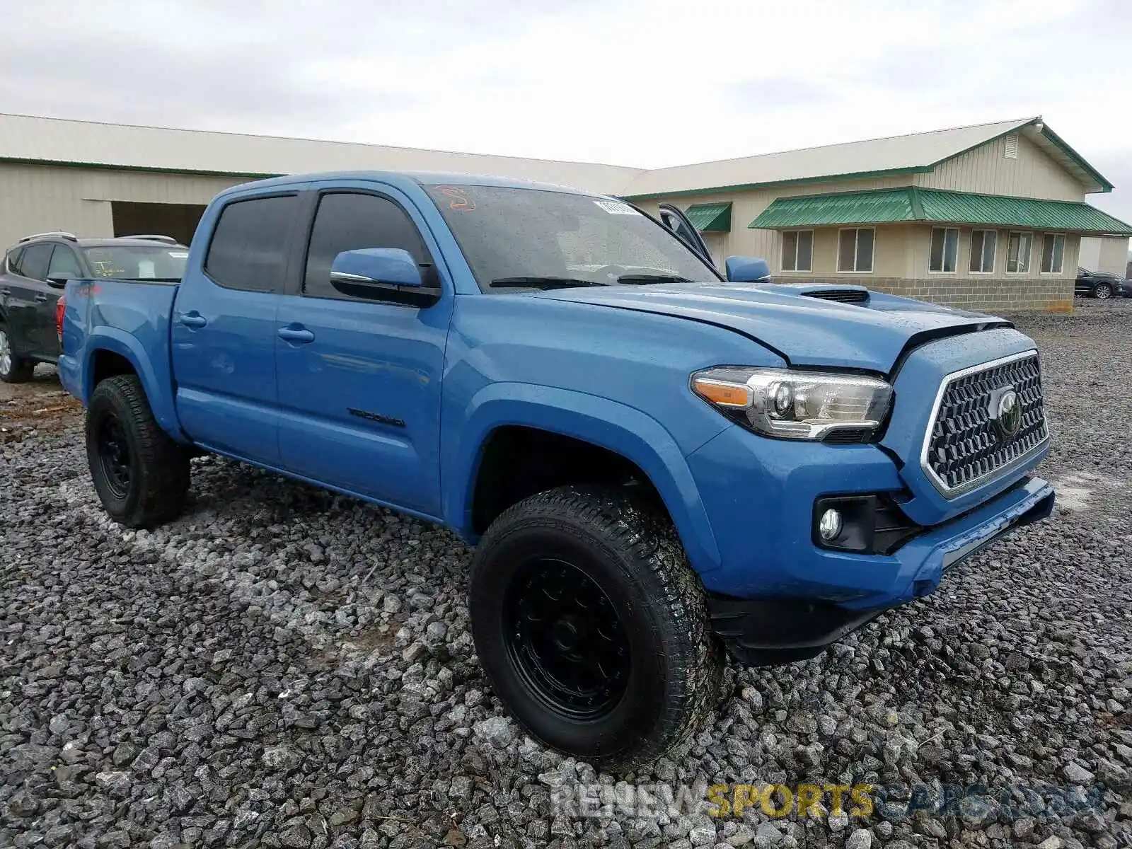 1 Photograph of a damaged car 5TFCZ5AN4KX203025 TOYOTA TACOMA 2019