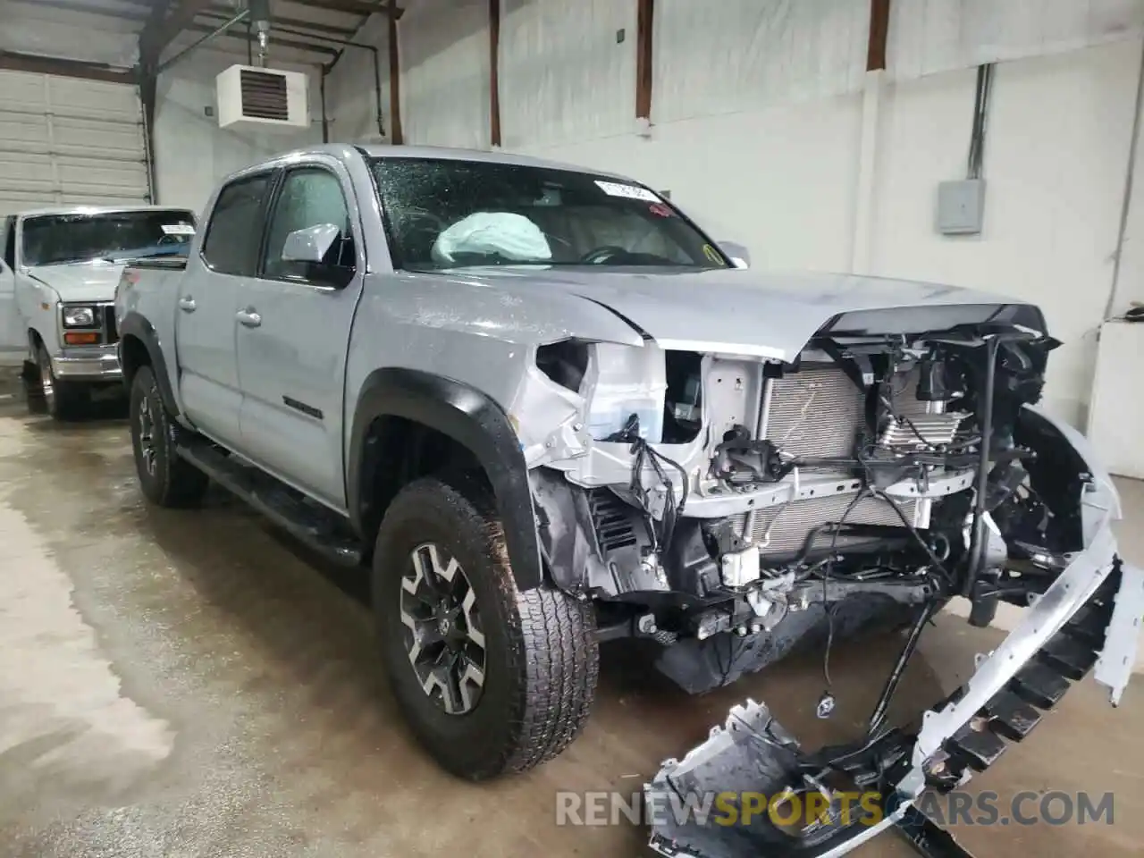 1 Photograph of a damaged car 5TFCZ5AN4KX209617 TOYOTA TACOMA 2019