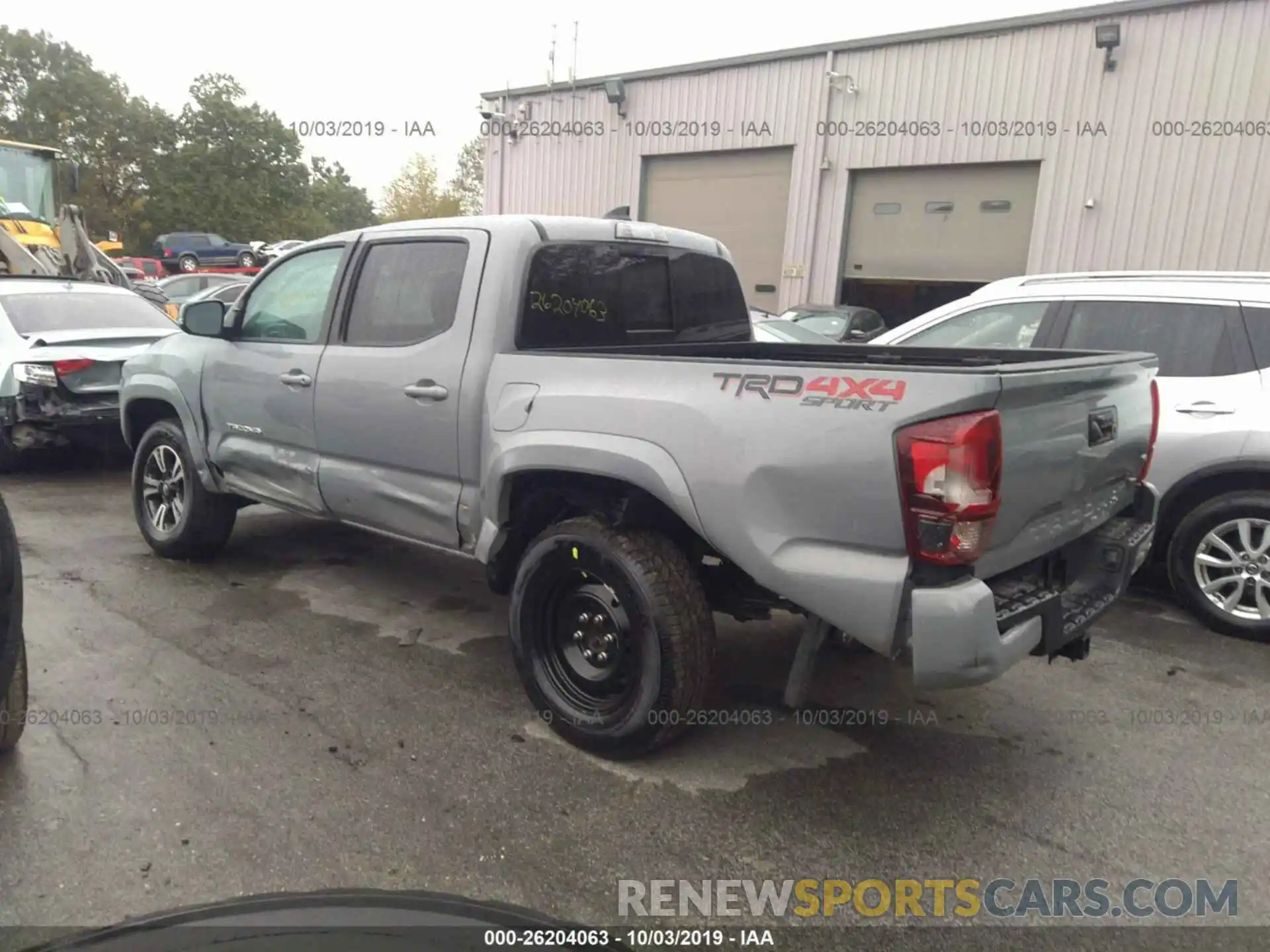 3 Фотография поврежденного автомобиля 5TFCZ5AN5KX177695 TOYOTA TACOMA 2019