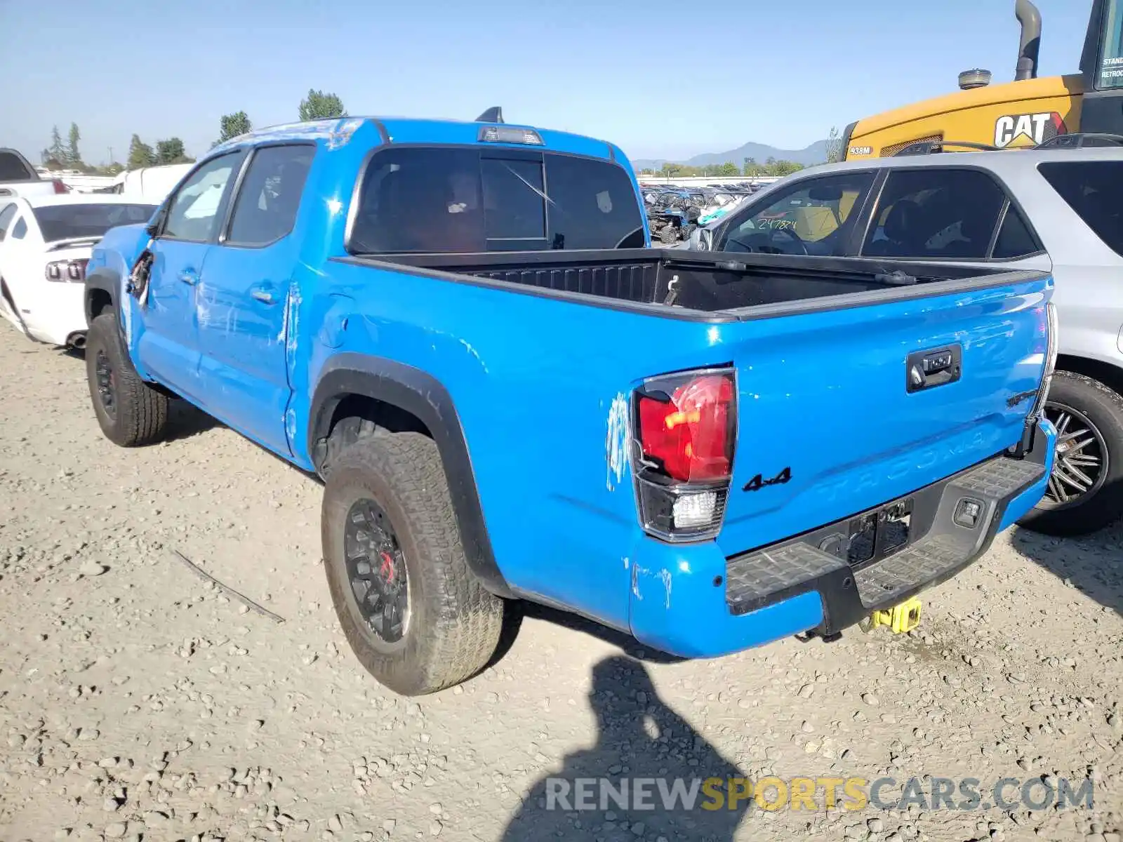 3 Photograph of a damaged car 5TFCZ5AN5KX181665 TOYOTA TACOMA 2019