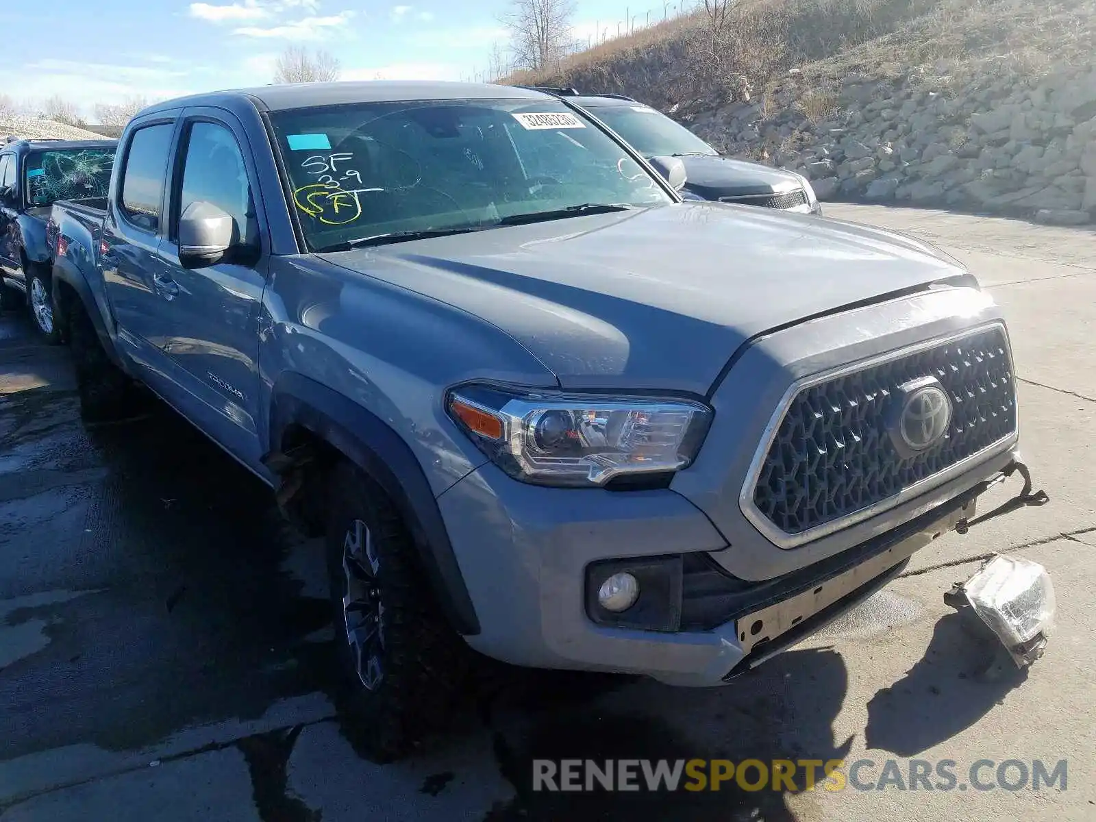 1 Photograph of a damaged car 5TFCZ5AN5KX182265 TOYOTA TACOMA 2019