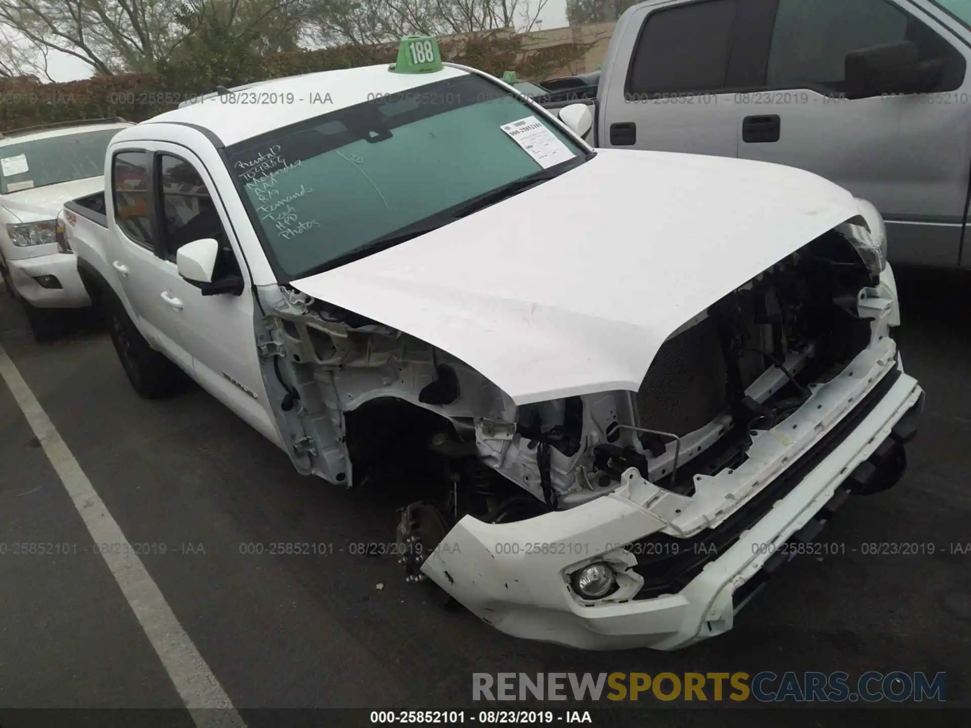 1 Photograph of a damaged car 5TFCZ5AN5KX183027 TOYOTA TACOMA 2019