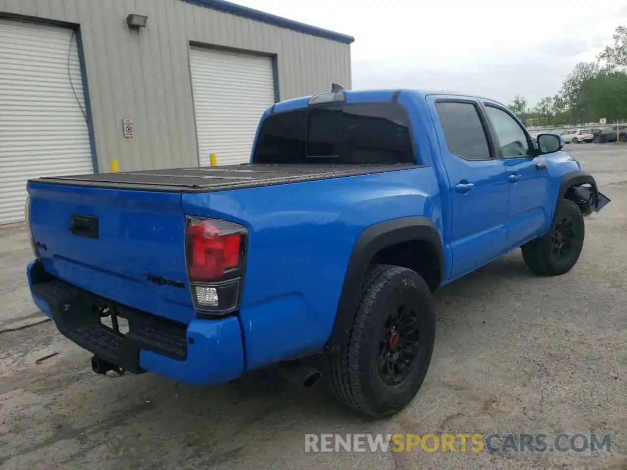 4 Photograph of a damaged car 5TFCZ5AN5KX183383 TOYOTA TACOMA 2019