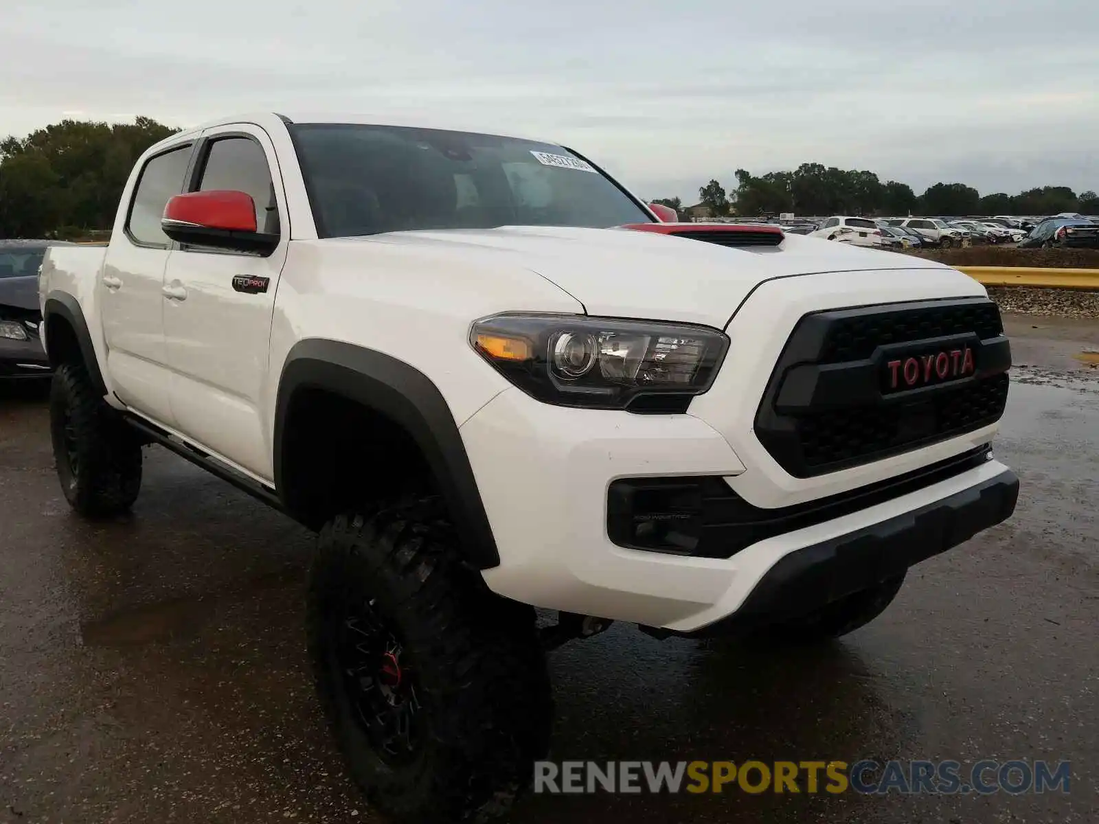 1 Photograph of a damaged car 5TFCZ5AN5KX188647 TOYOTA TACOMA 2019