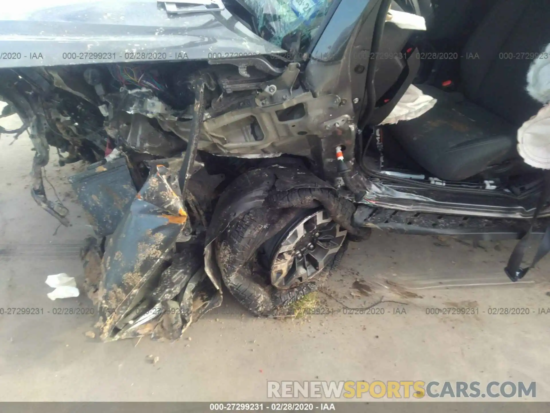 6 Photograph of a damaged car 5TFCZ5AN5KX189233 TOYOTA TACOMA 2019