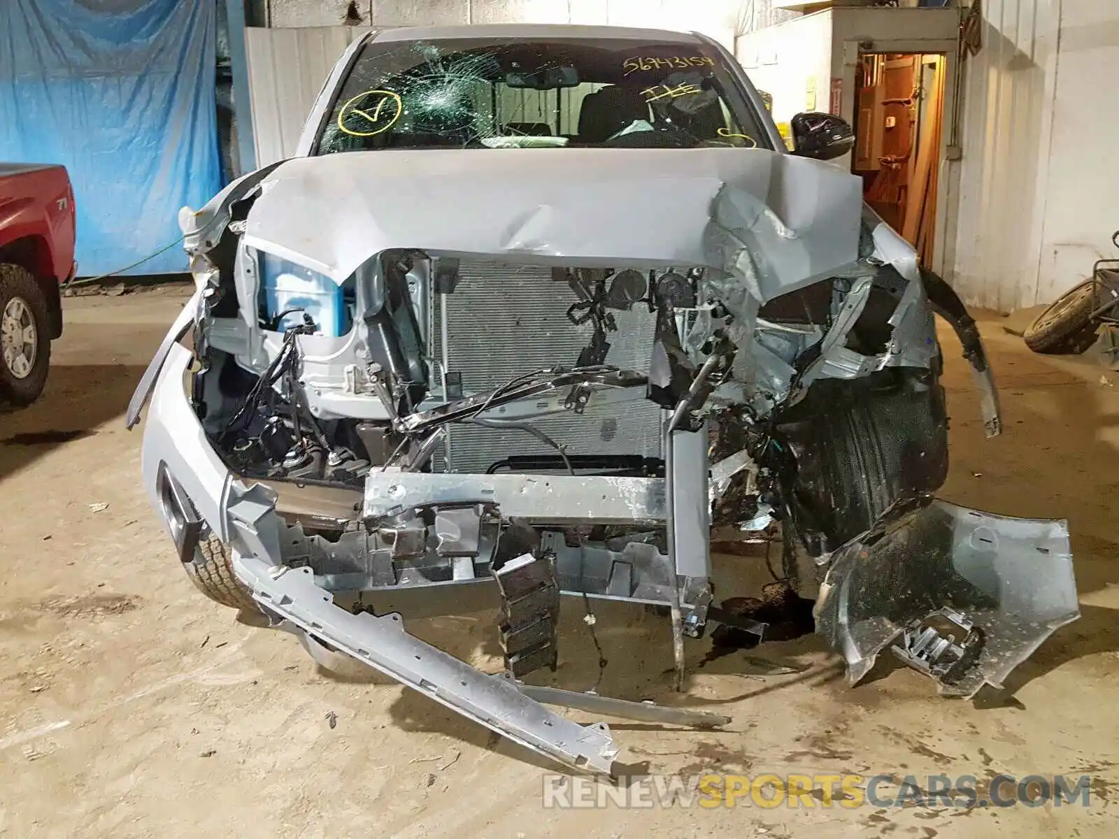 9 Photograph of a damaged car 5TFCZ5AN5KX191841 TOYOTA TACOMA 2019