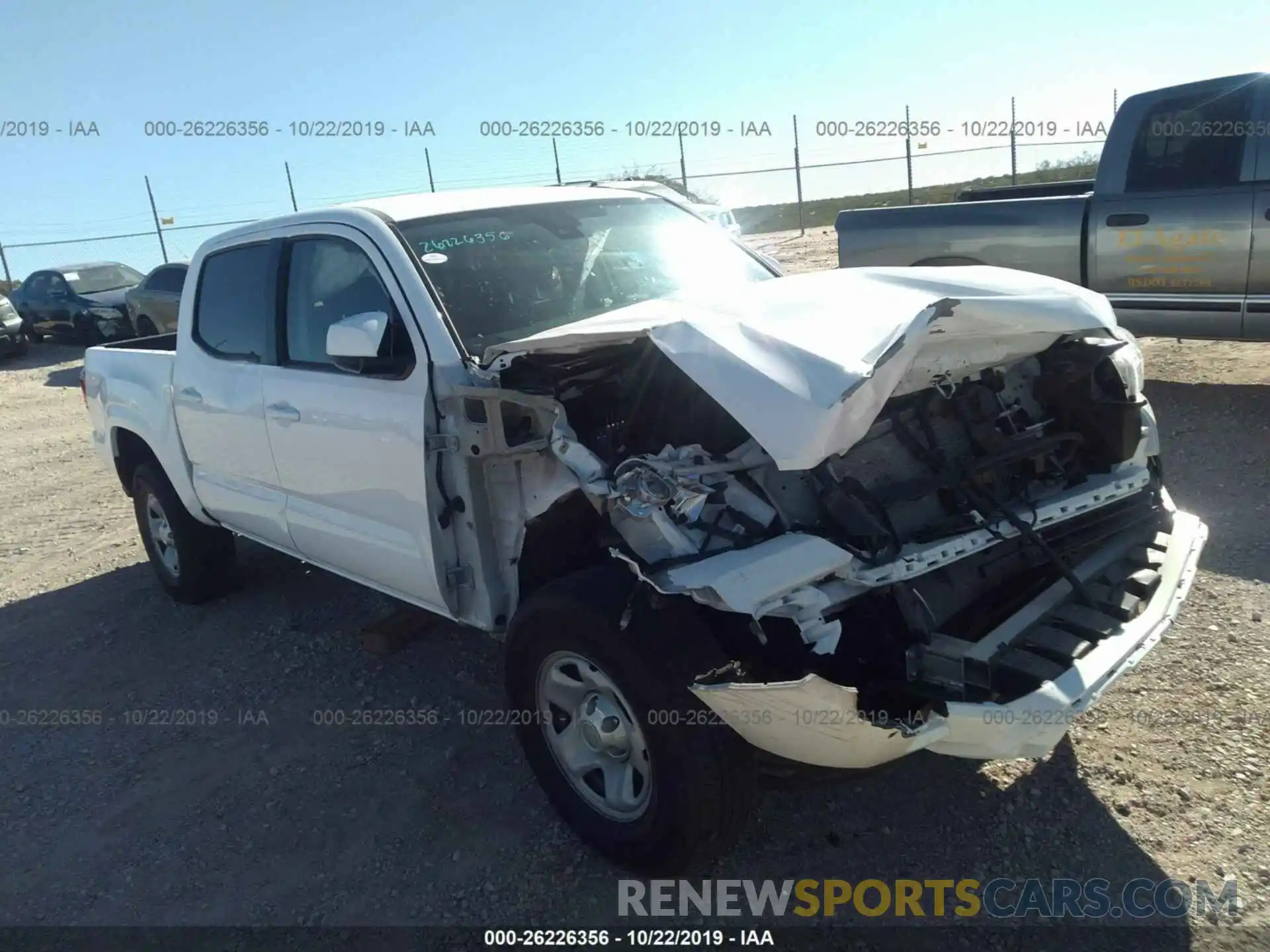 1 Photograph of a damaged car 5TFCZ5AN5KX194609 TOYOTA TACOMA 2019