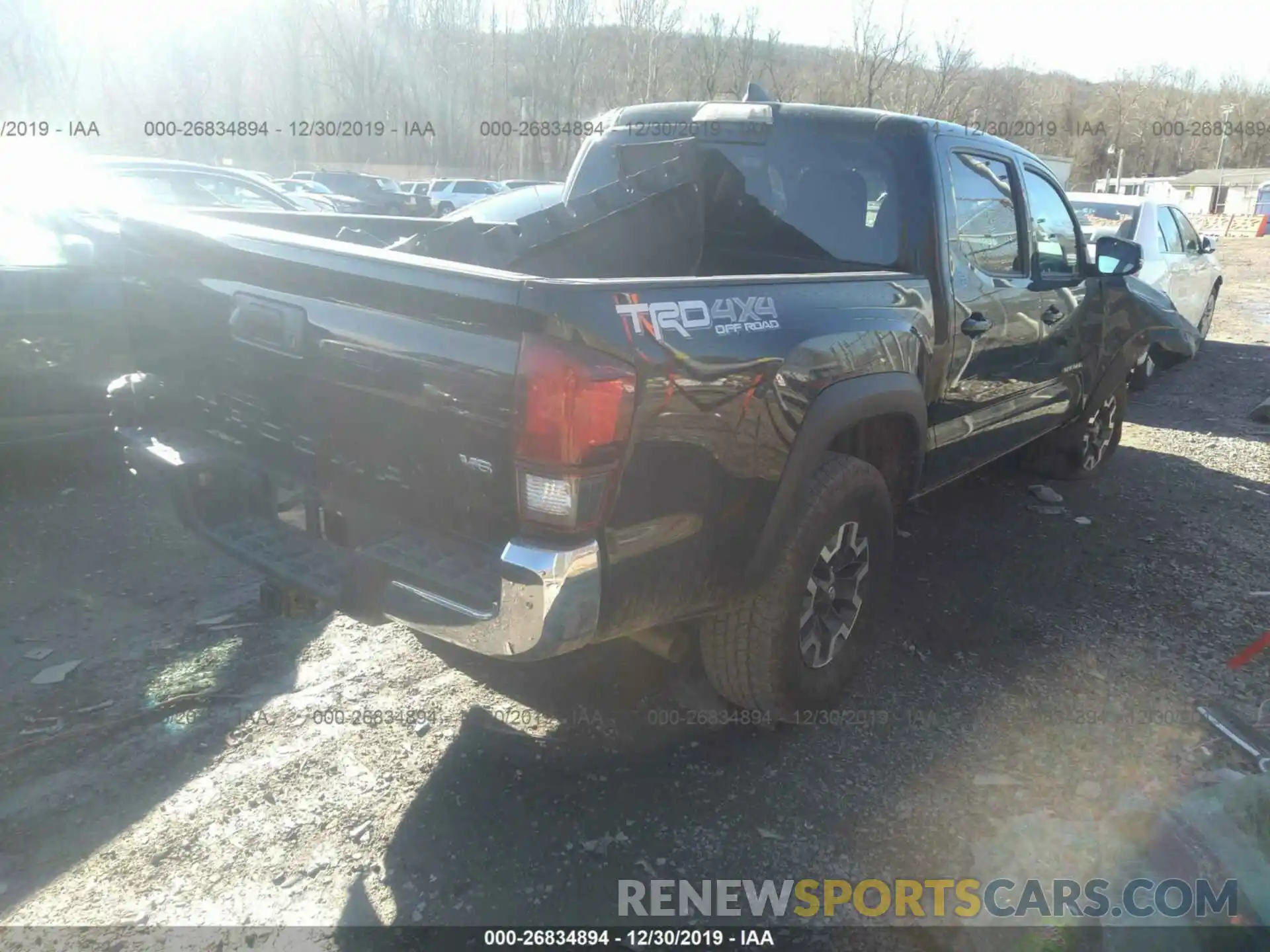 4 Photograph of a damaged car 5TFCZ5AN5KX195033 TOYOTA TACOMA 2019