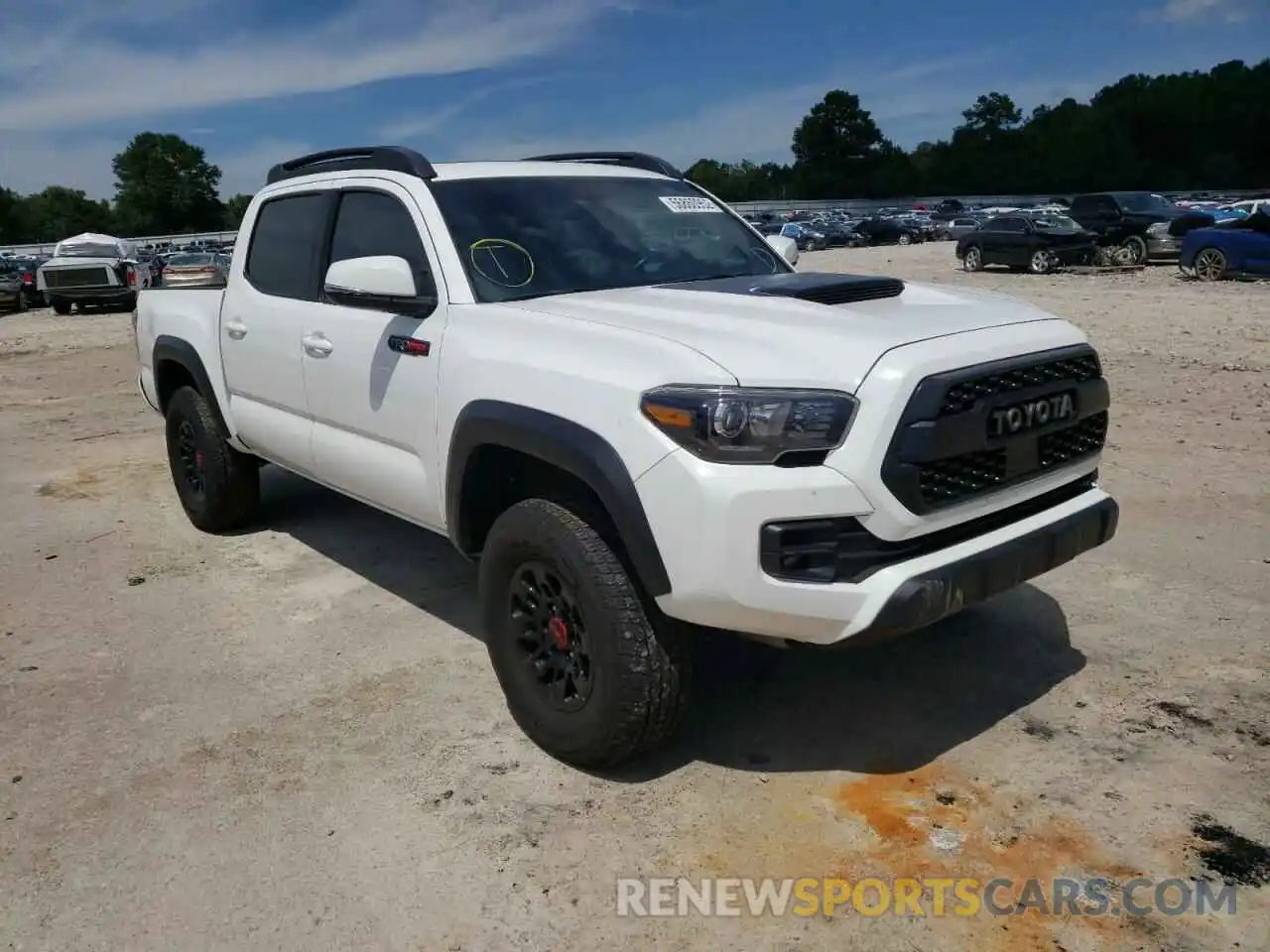 1 Photograph of a damaged car 5TFCZ5AN5KX209514 TOYOTA TACOMA 2019