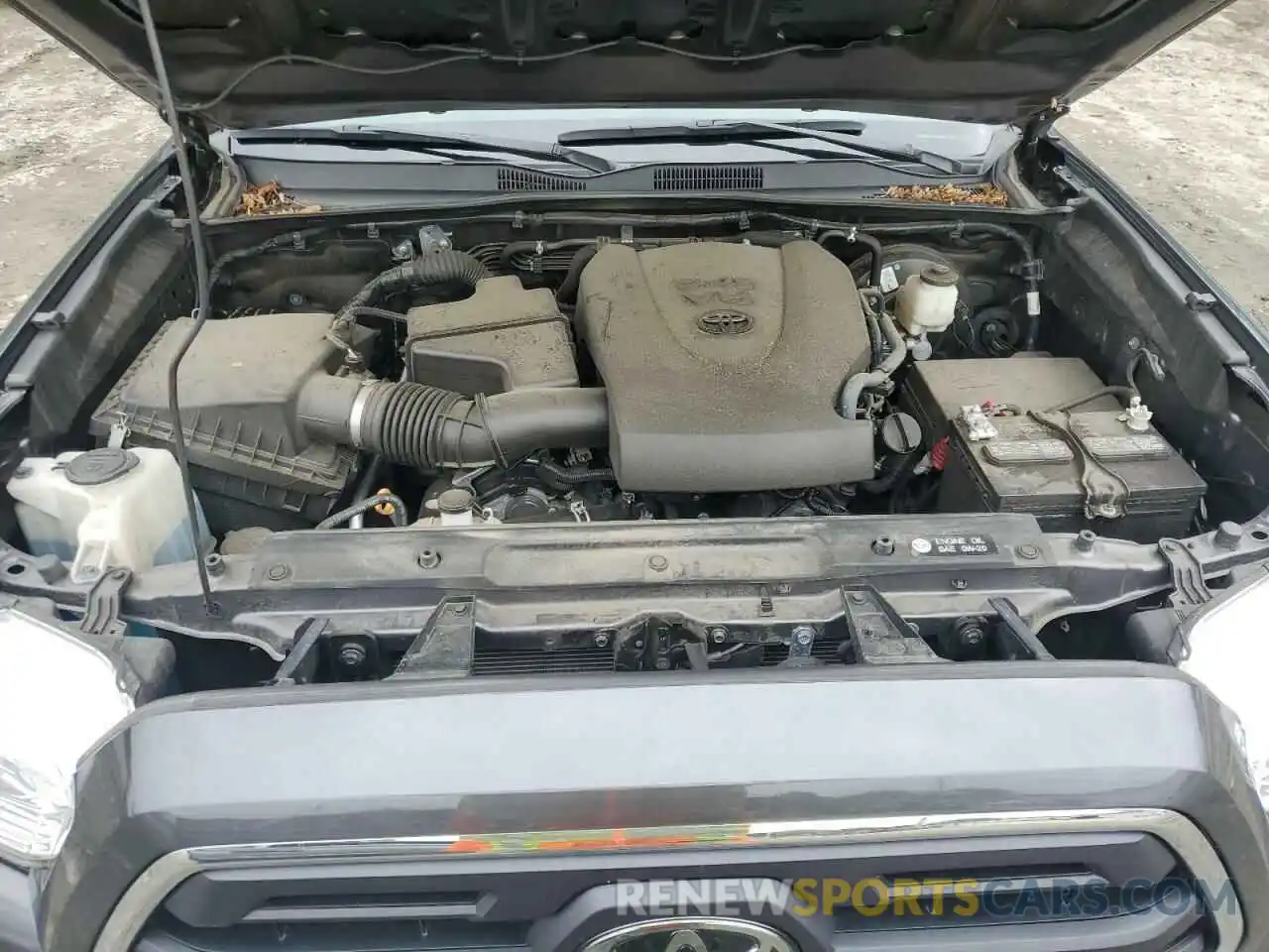 6 Photograph of a damaged car 5TFCZ5AN6KX169802 TOYOTA TACOMA 2019