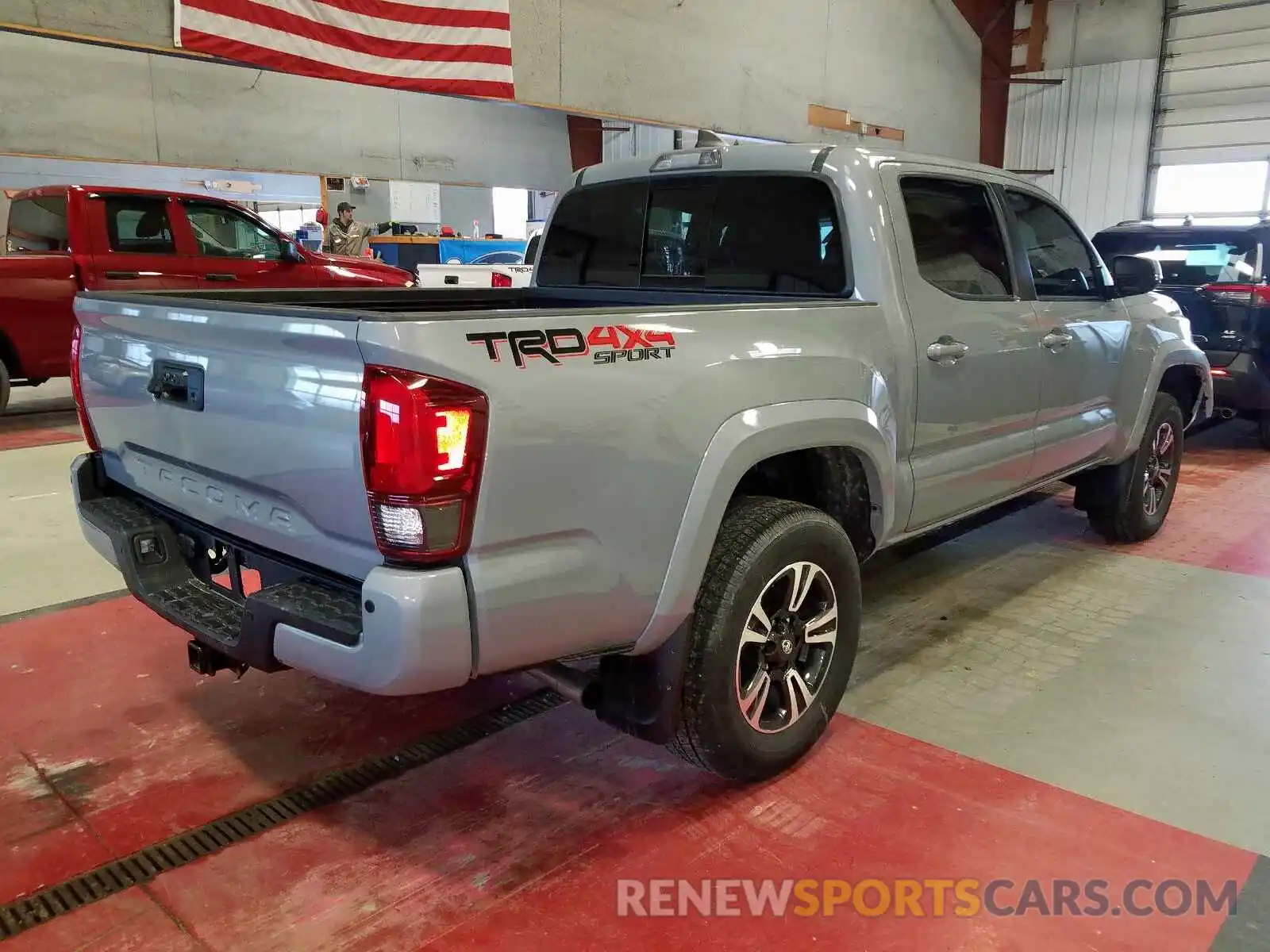 4 Photograph of a damaged car 5TFCZ5AN6KX170514 TOYOTA TACOMA 2019