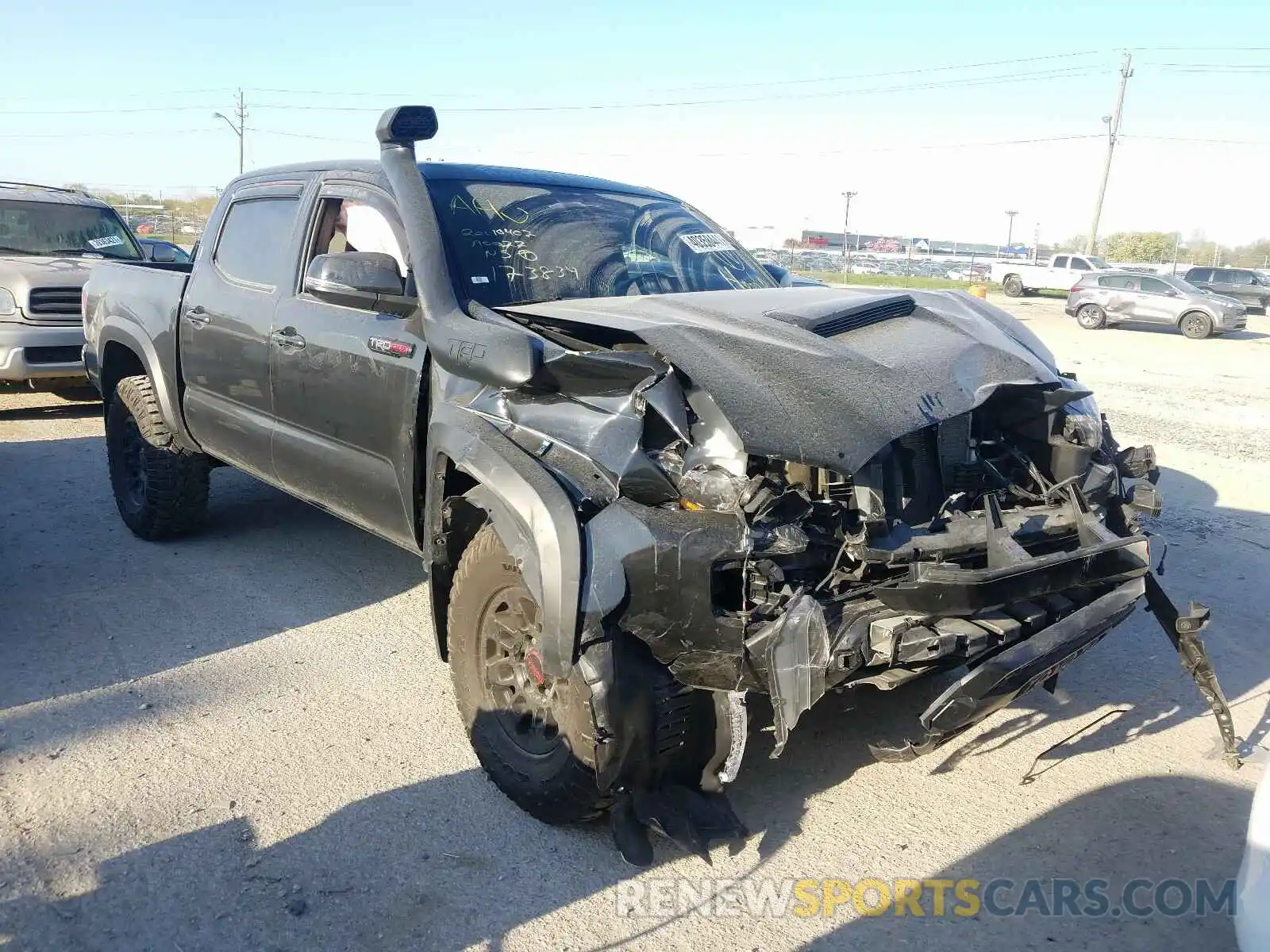 1 Photograph of a damaged car 5TFCZ5AN6KX173834 TOYOTA TACOMA 2019