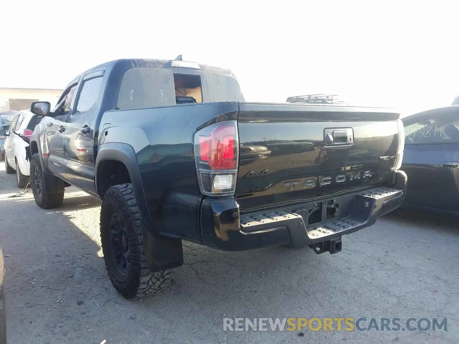 3 Photograph of a damaged car 5TFCZ5AN6KX173834 TOYOTA TACOMA 2019