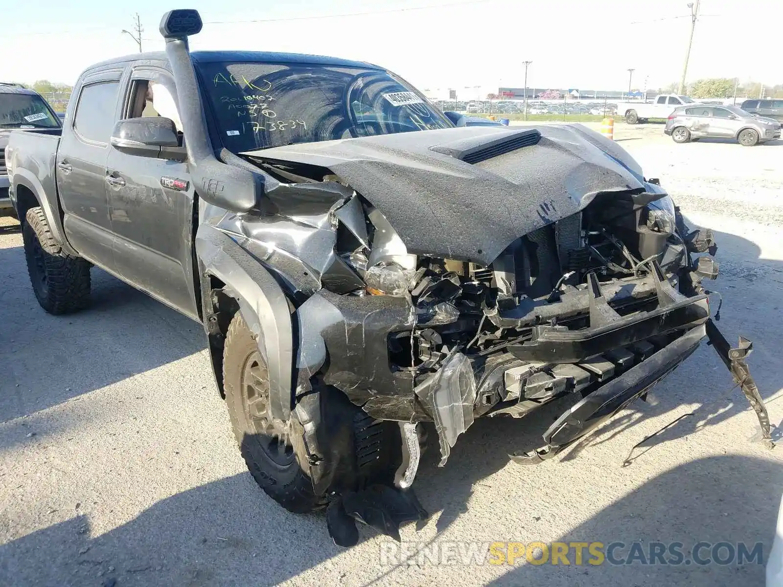 9 Photograph of a damaged car 5TFCZ5AN6KX173834 TOYOTA TACOMA 2019