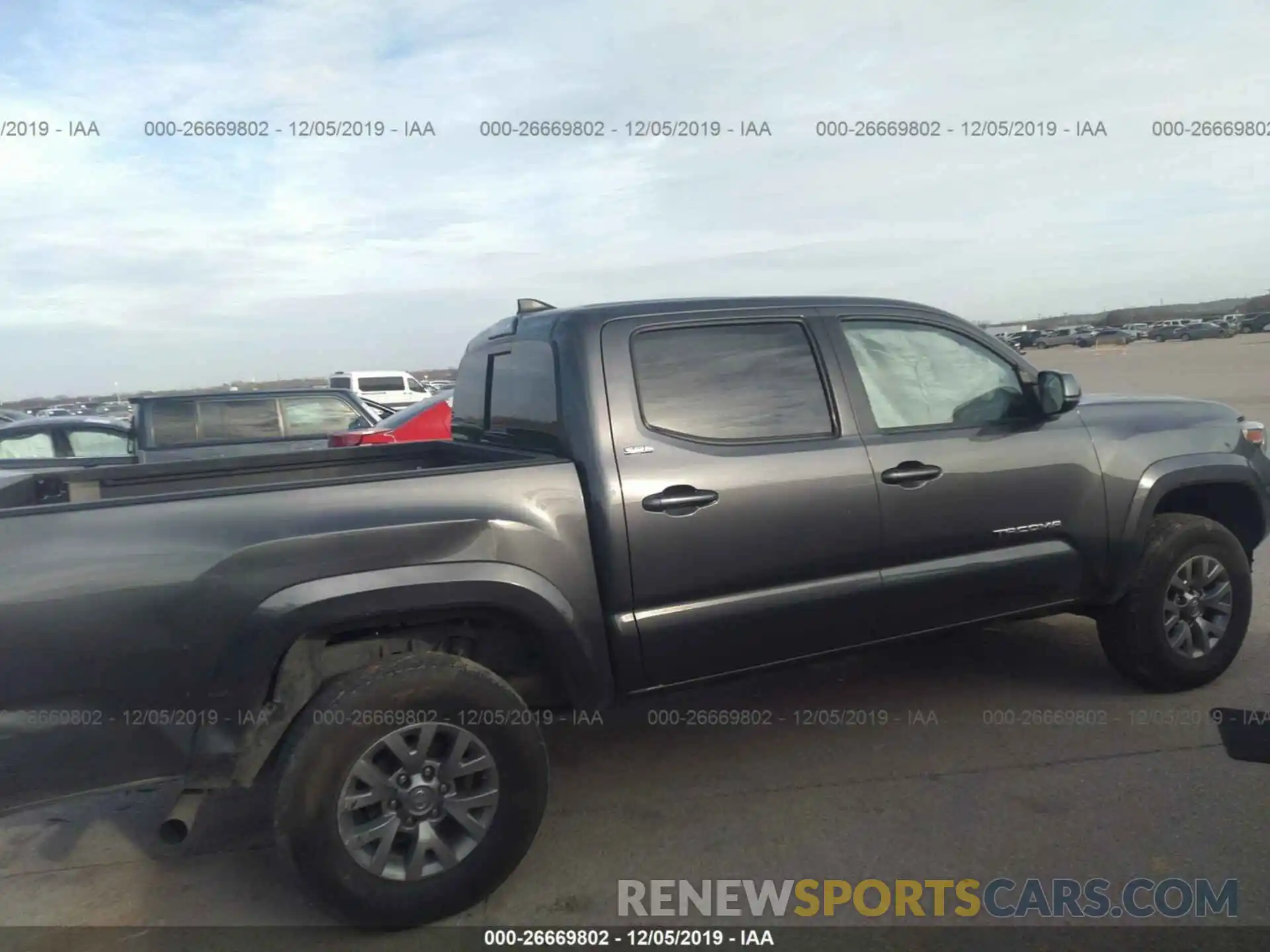 6 Photograph of a damaged car 5TFCZ5AN6KX174482 TOYOTA TACOMA 2019