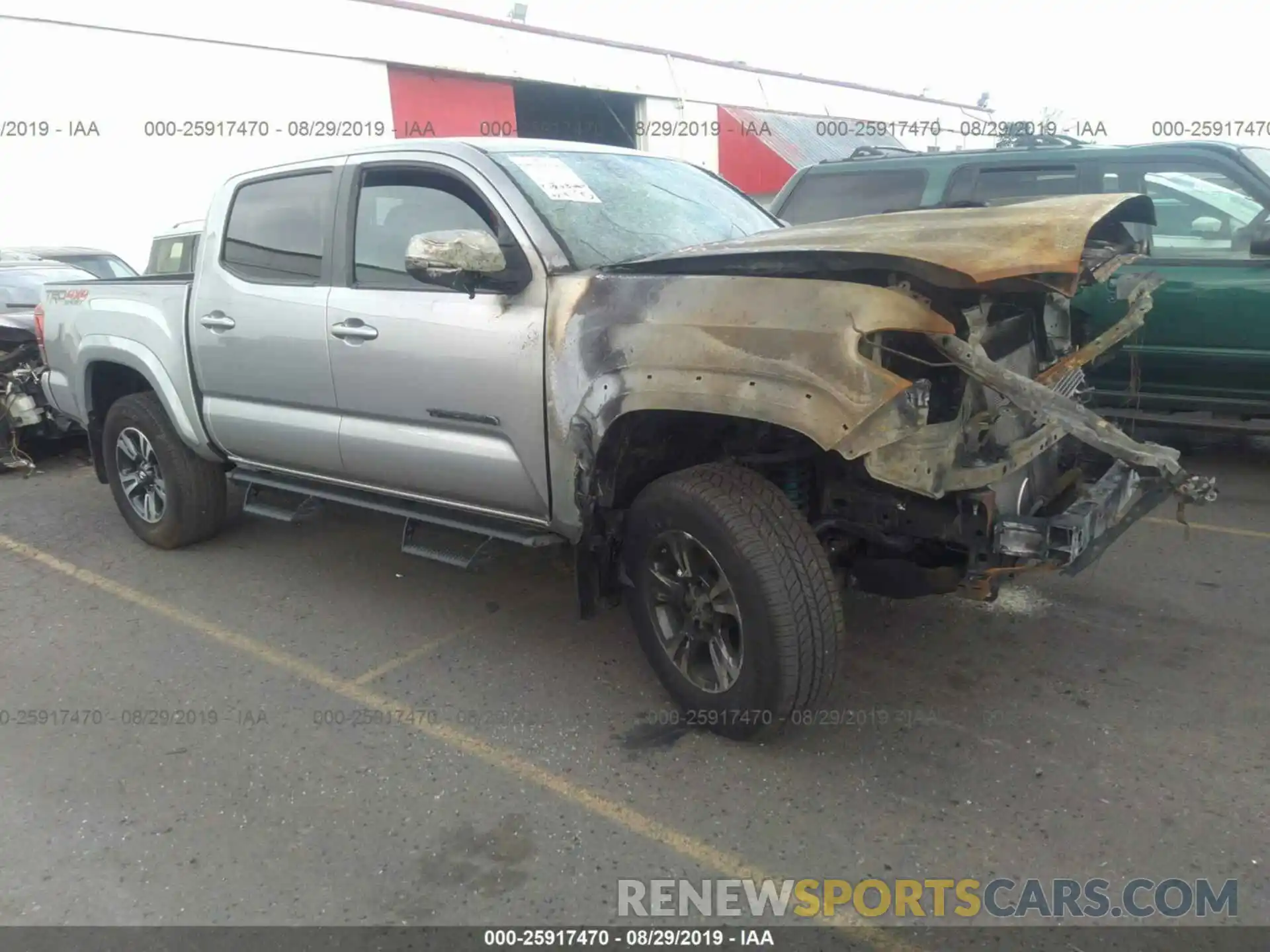 1 Photograph of a damaged car 5TFCZ5AN6KX183750 TOYOTA TACOMA 2019