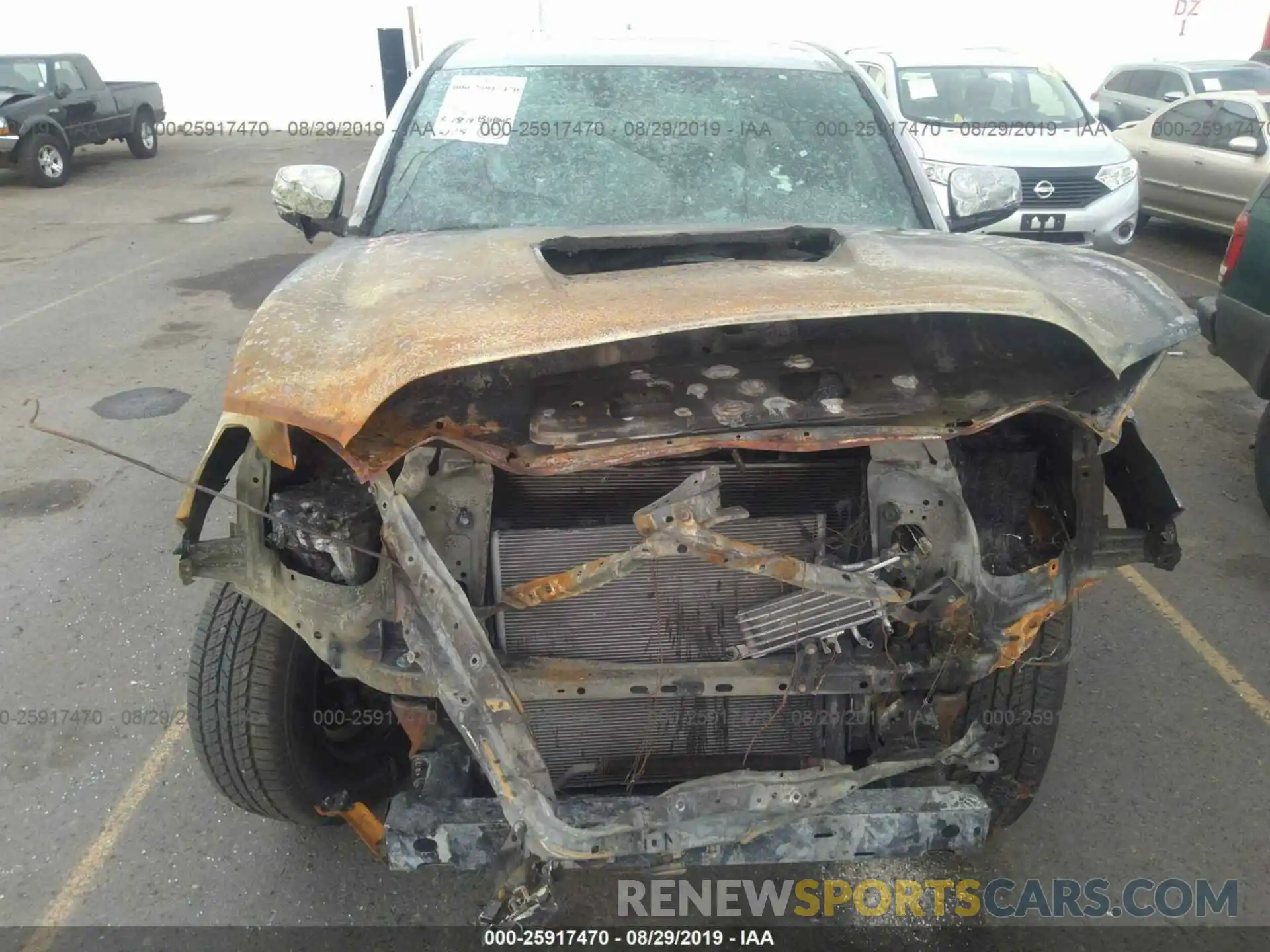 6 Photograph of a damaged car 5TFCZ5AN6KX183750 TOYOTA TACOMA 2019