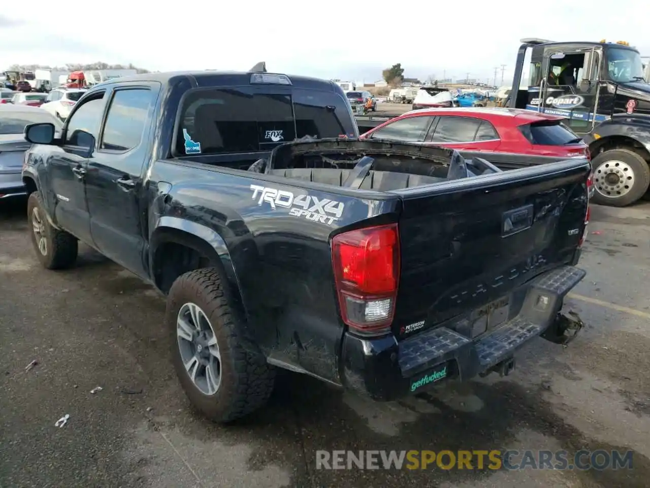 3 Фотография поврежденного автомобиля 5TFCZ5AN6KX185787 TOYOTA TACOMA 2019