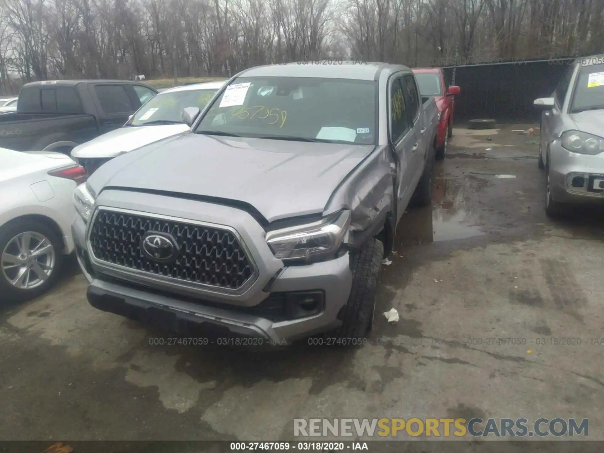 2 Photograph of a damaged car 5TFCZ5AN6KX186485 TOYOTA TACOMA 2019