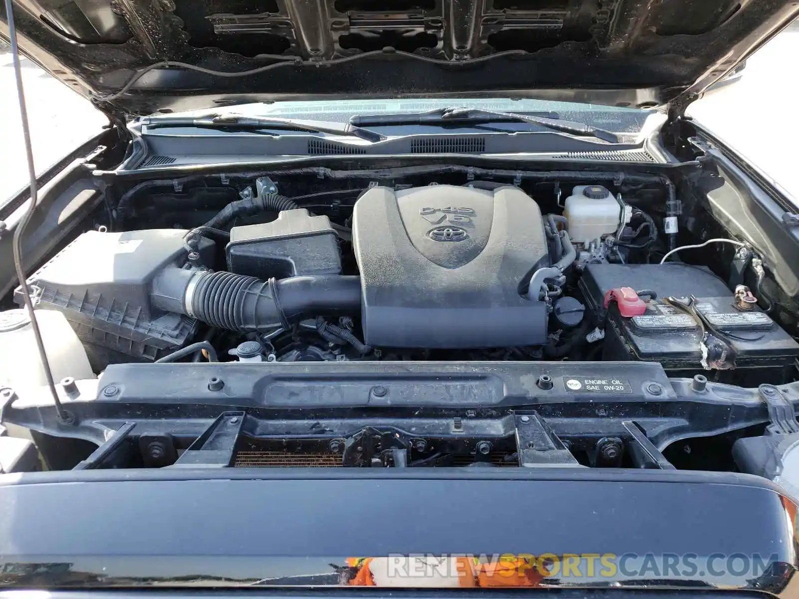 7 Photograph of a damaged car 5TFCZ5AN6KX193405 TOYOTA TACOMA 2019