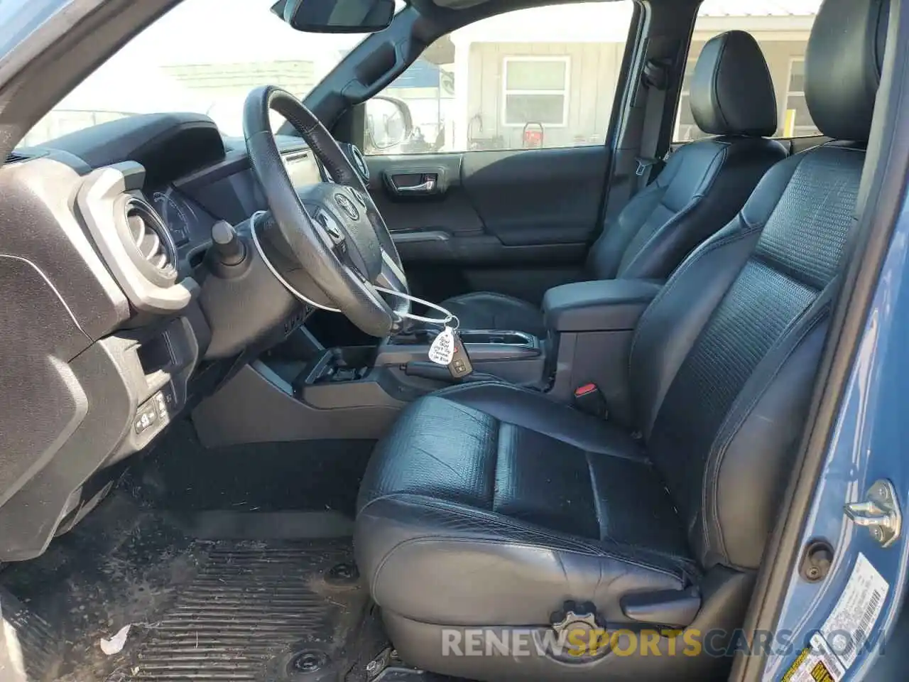 7 Photograph of a damaged car 5TFCZ5AN6KX208887 TOYOTA TACOMA 2019