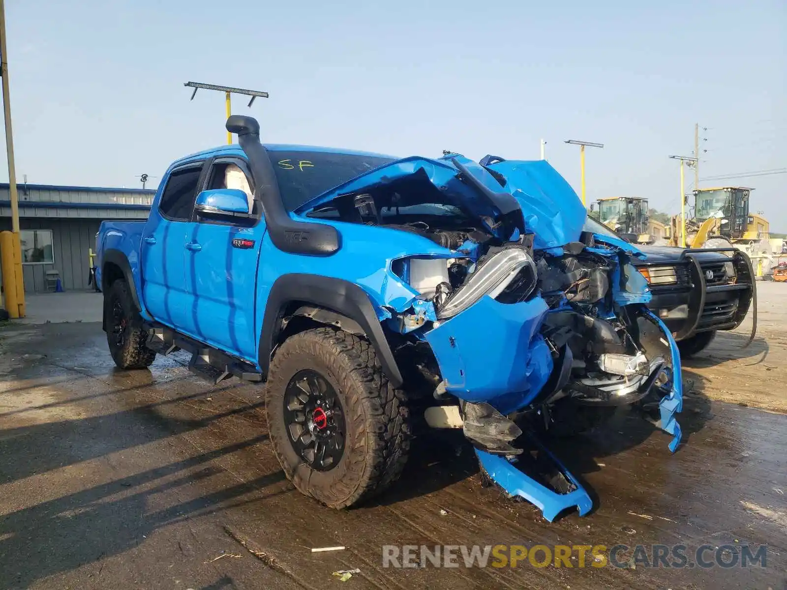 1 Photograph of a damaged car 5TFCZ5AN7KX165967 TOYOTA TACOMA 2019