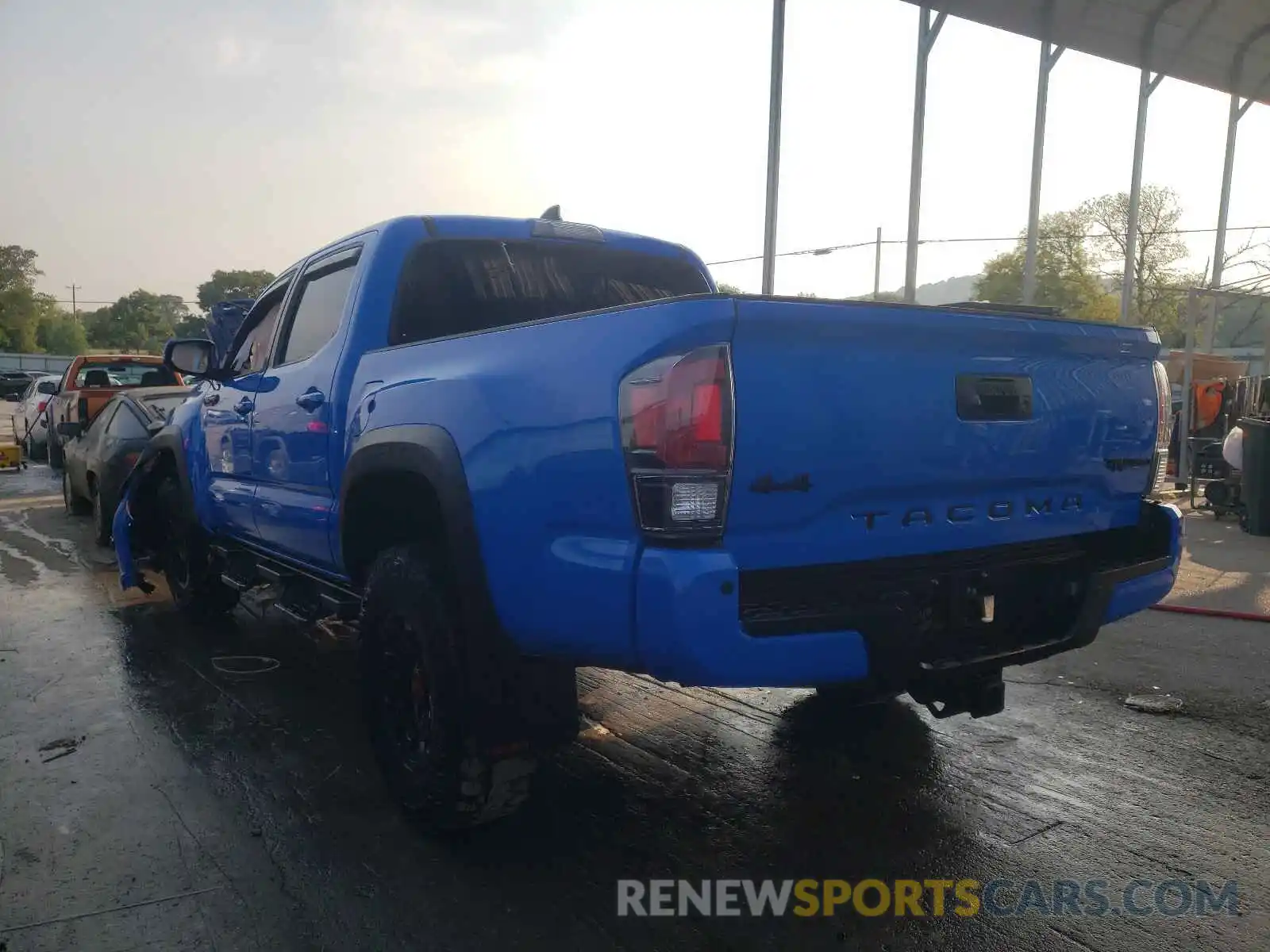 3 Photograph of a damaged car 5TFCZ5AN7KX165967 TOYOTA TACOMA 2019