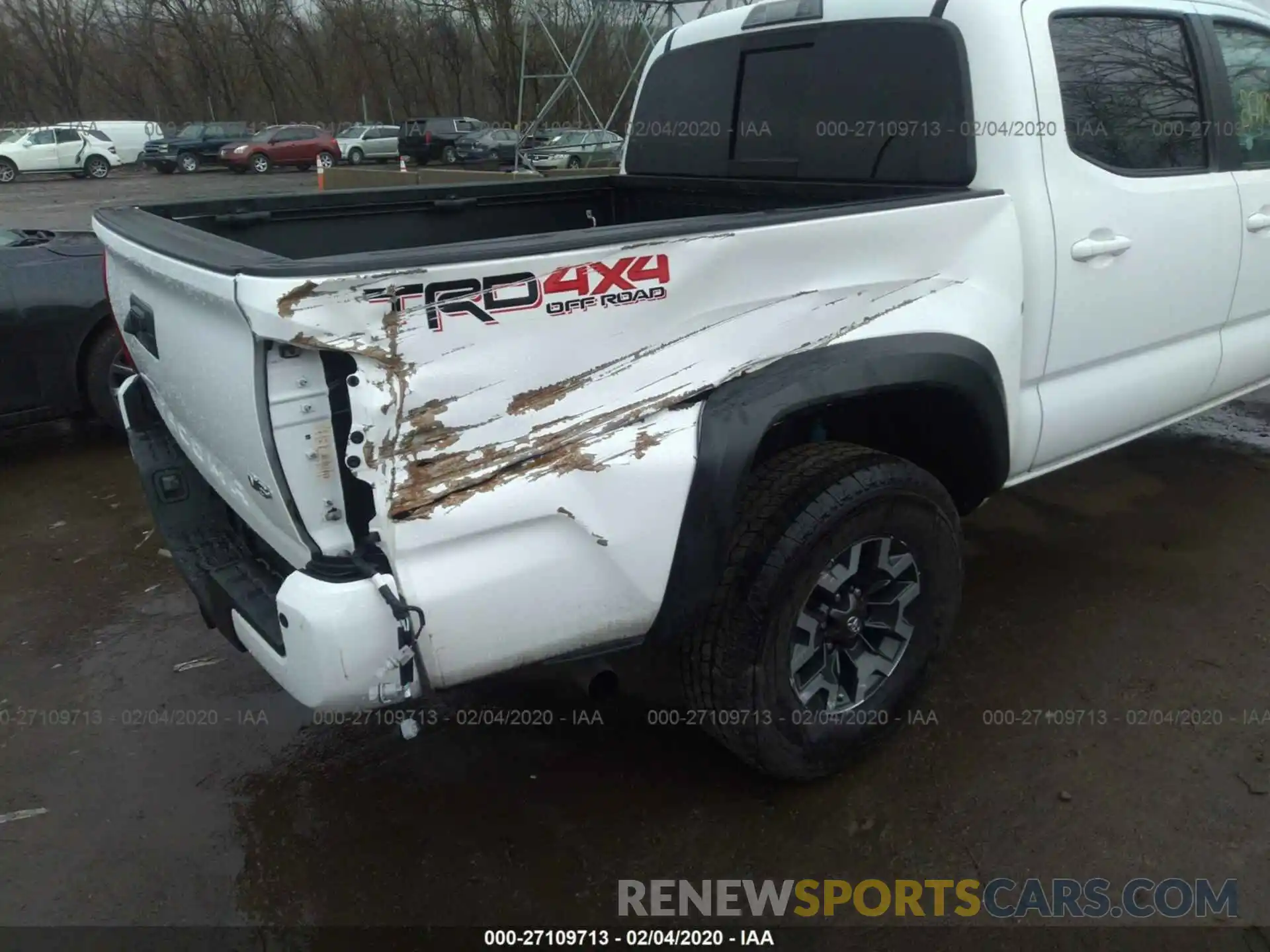 6 Фотография поврежденного автомобиля 5TFCZ5AN7KX168917 TOYOTA TACOMA 2019