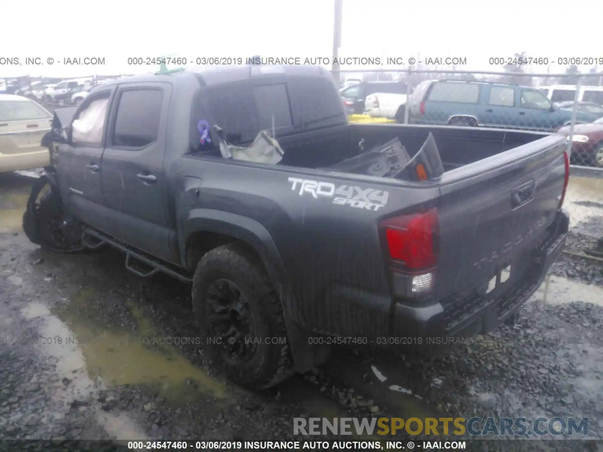 3 Фотография поврежденного автомобиля 5TFCZ5AN7KX169078 TOYOTA TACOMA 2019