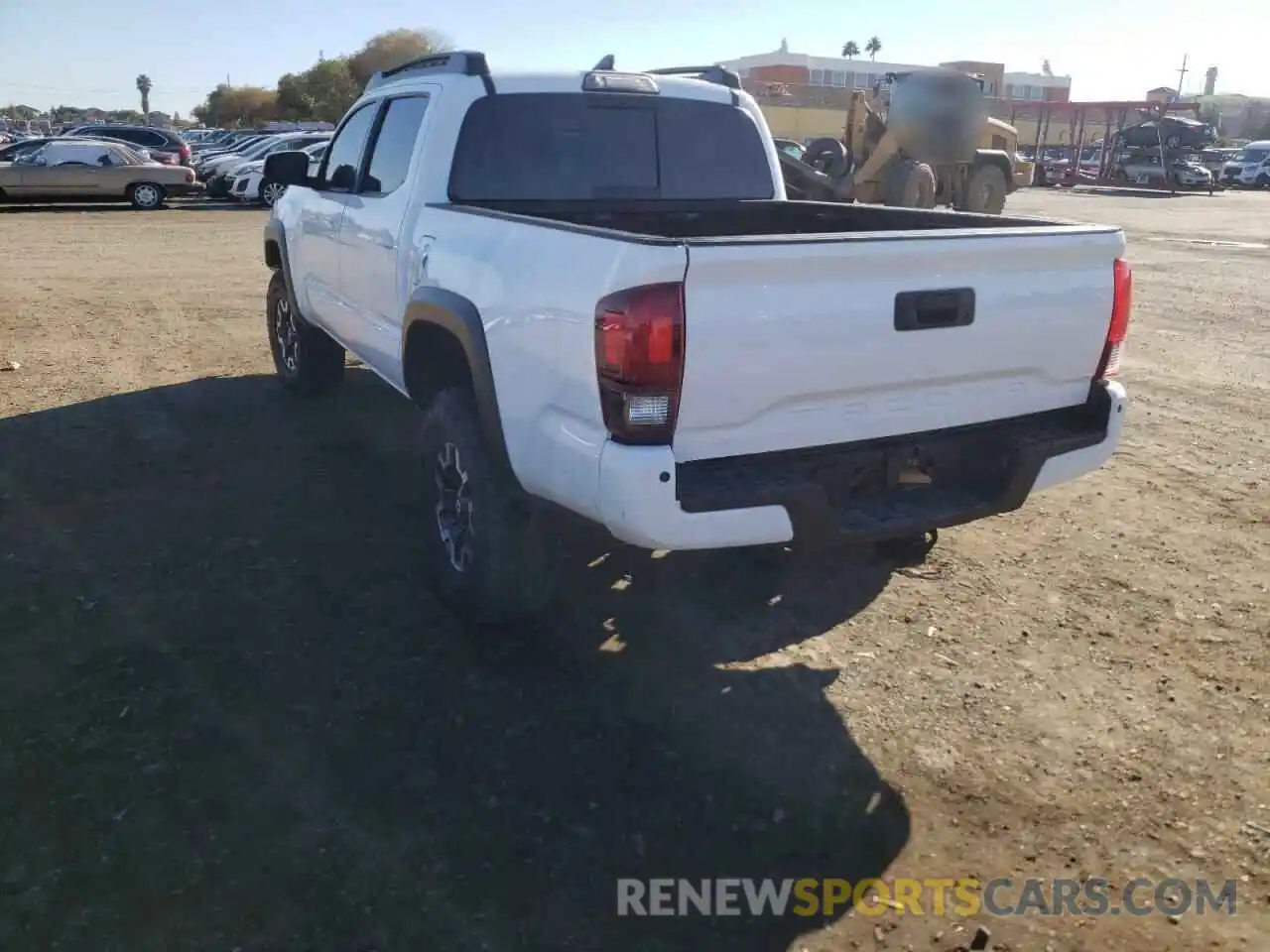 3 Photograph of a damaged car 5TFCZ5AN7KX175690 TOYOTA TACOMA 2019