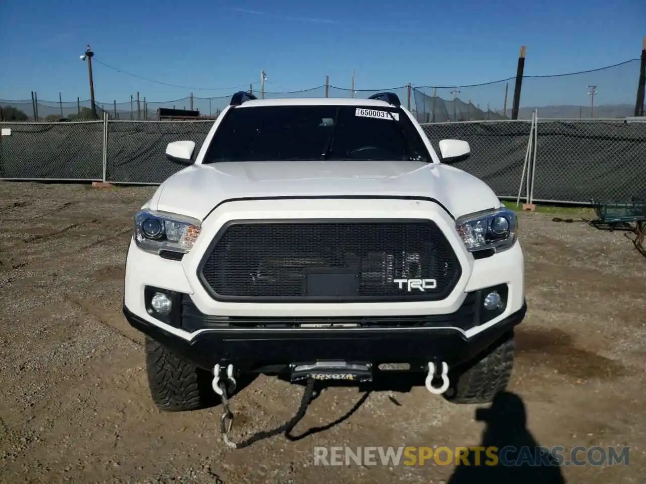 9 Photograph of a damaged car 5TFCZ5AN7KX175690 TOYOTA TACOMA 2019