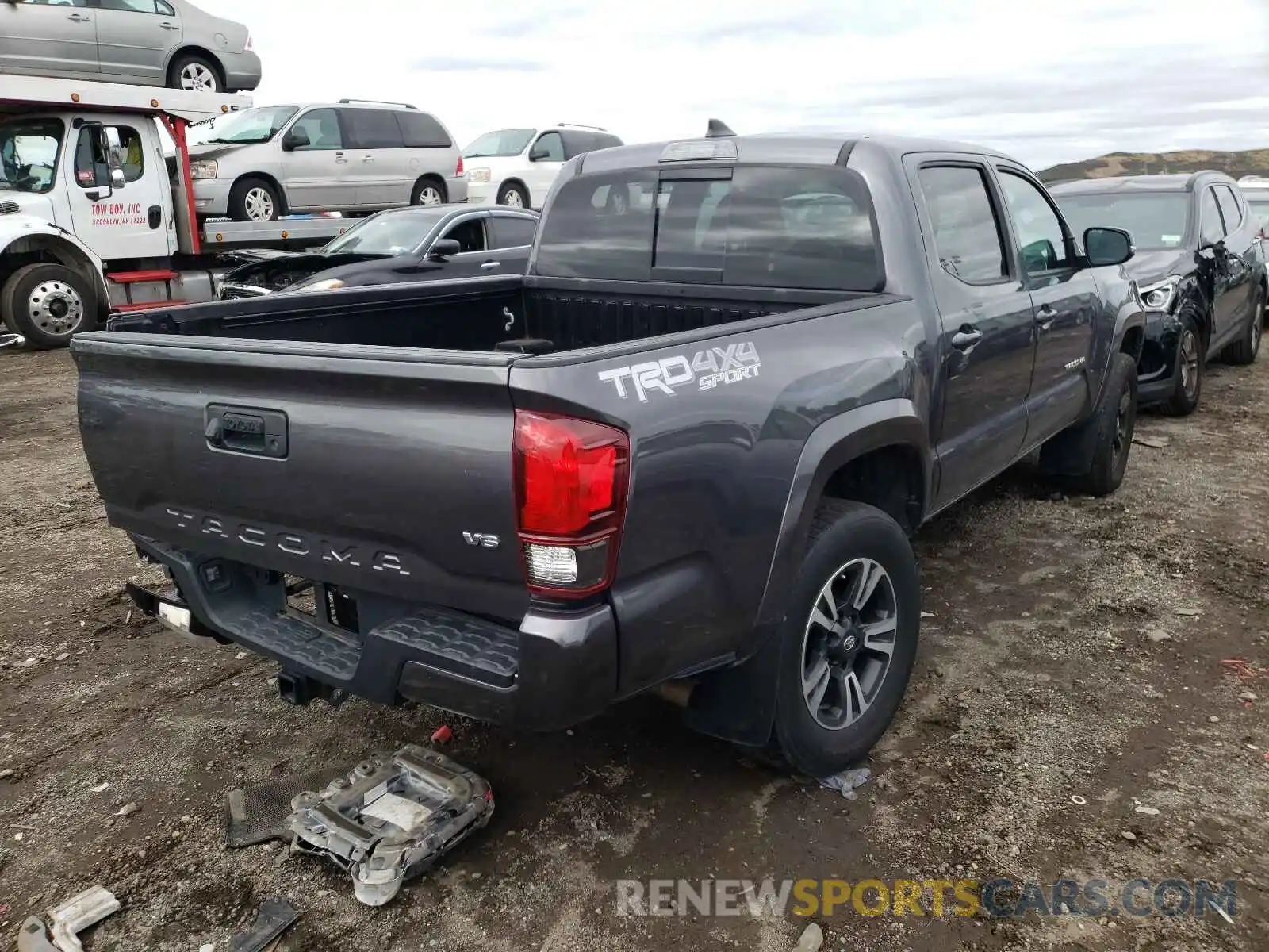 4 Фотография поврежденного автомобиля 5TFCZ5AN7KX177228 TOYOTA TACOMA 2019