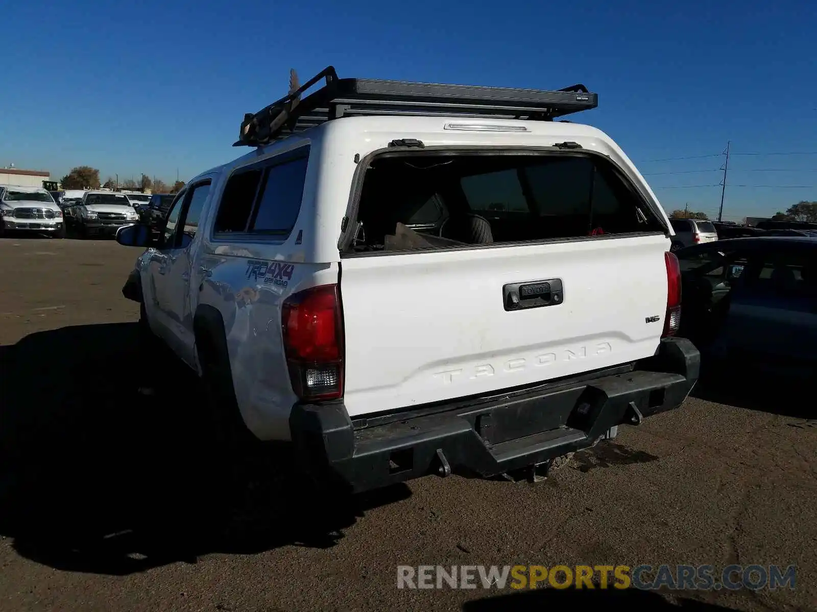 3 Photograph of a damaged car 5TFCZ5AN7KX179612 TOYOTA TACOMA 2019