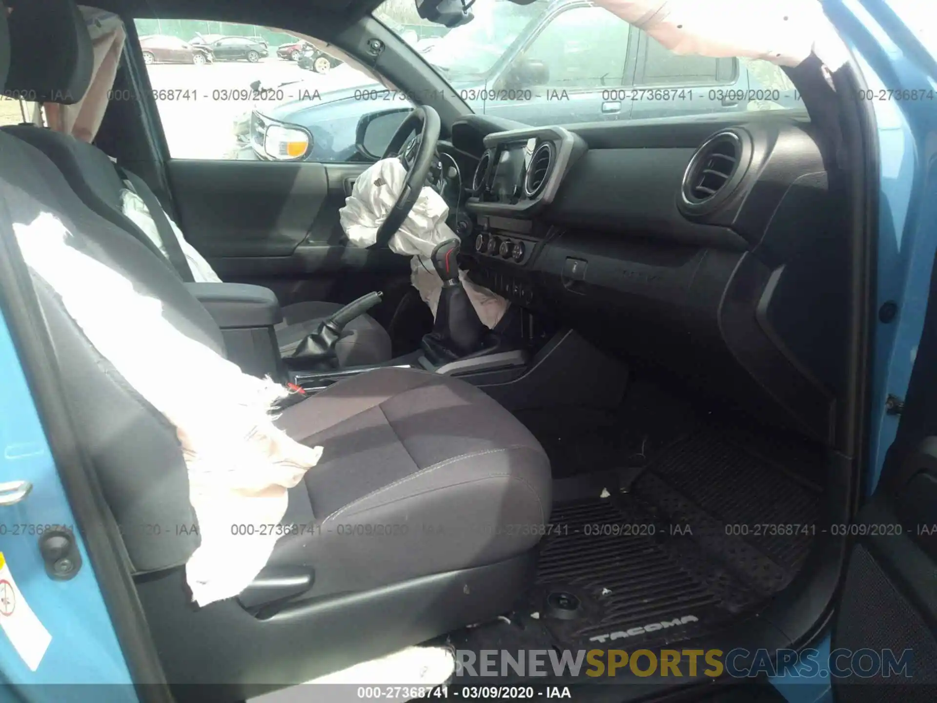 5 Photograph of a damaged car 5TFCZ5AN7KX179724 TOYOTA TACOMA 2019