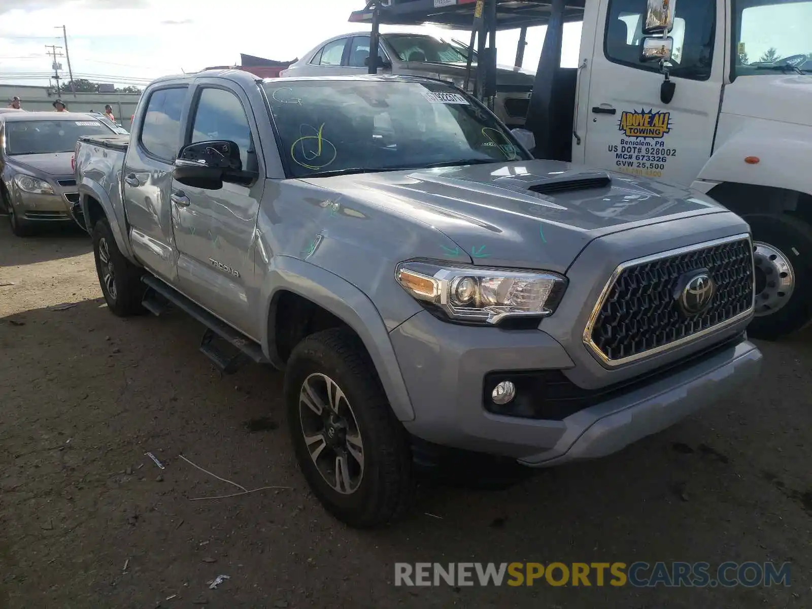 1 Photograph of a damaged car 5TFCZ5AN7KX181554 TOYOTA TACOMA 2019