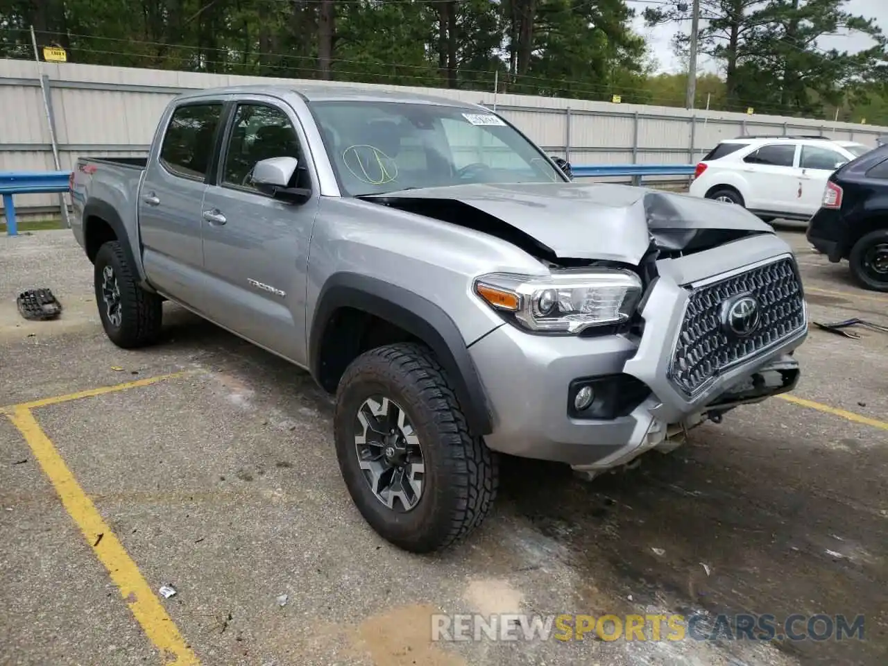 1 Photograph of a damaged car 5TFCZ5AN7KX186303 TOYOTA TACOMA 2019