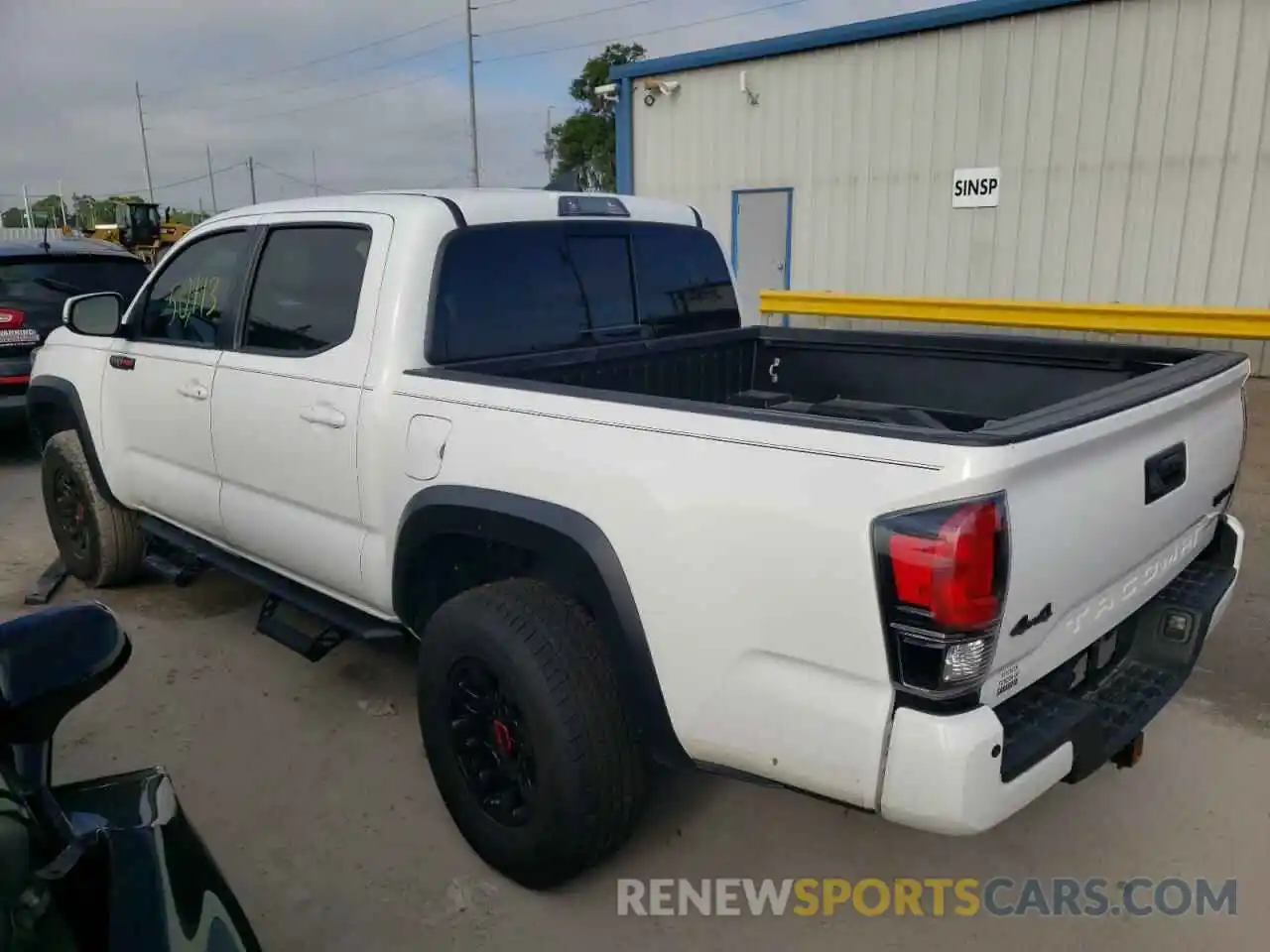 3 Photograph of a damaged car 5TFCZ5AN7KX192327 TOYOTA TACOMA 2019