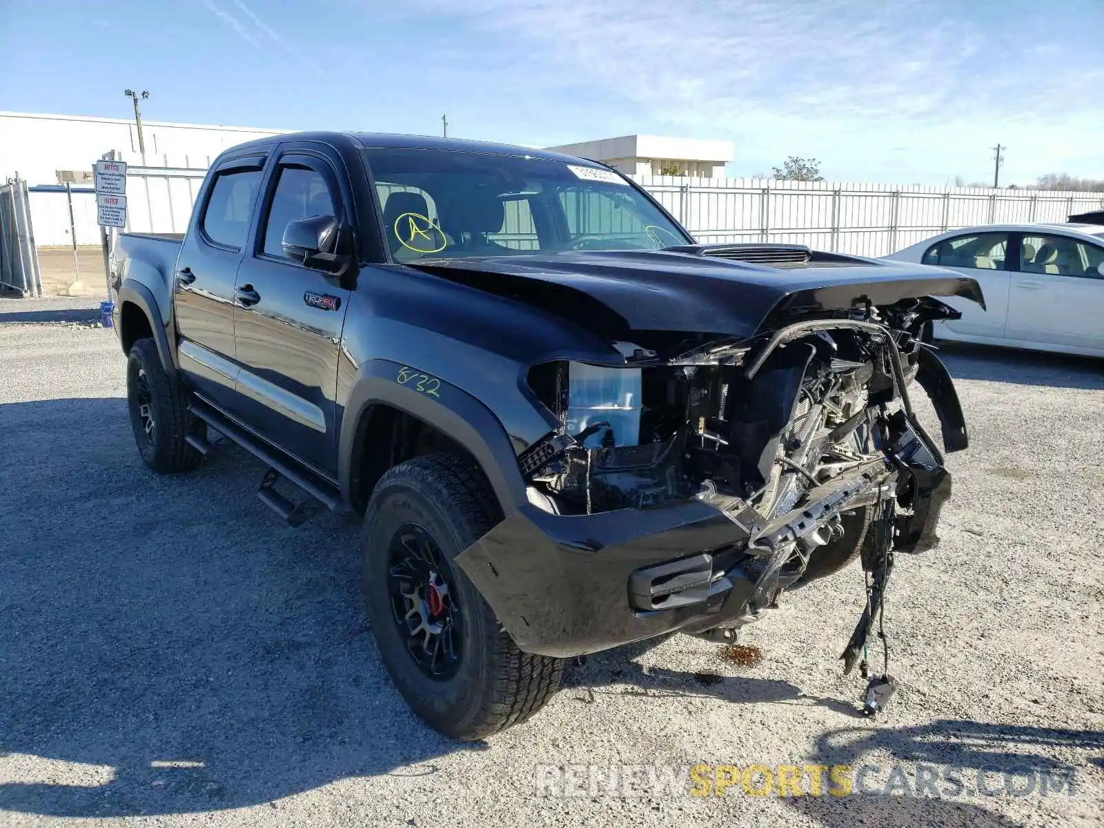 1 Photograph of a damaged car 5TFCZ5AN7KX192814 TOYOTA TACOMA 2019