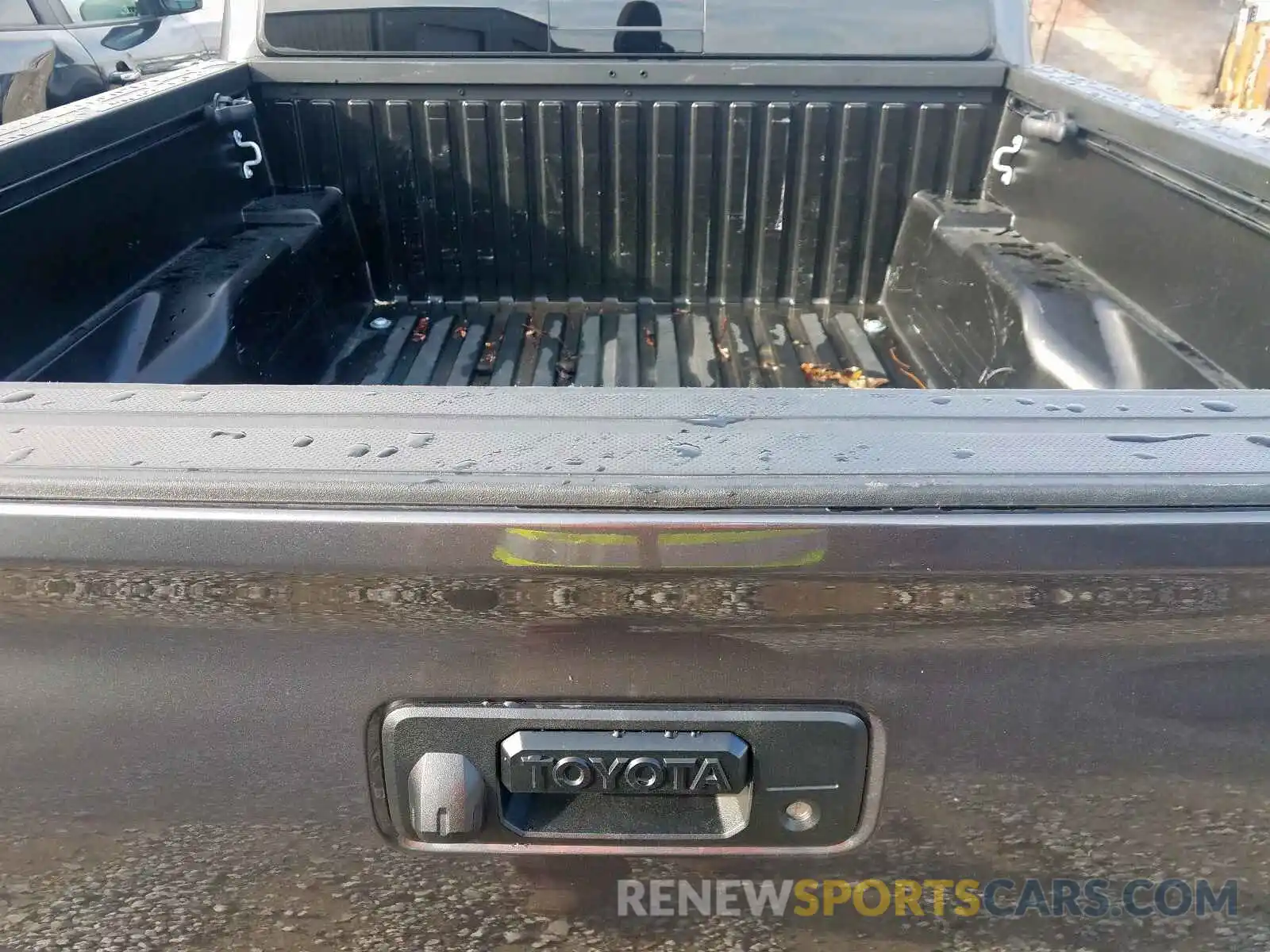 6 Photograph of a damaged car 5TFCZ5AN7KX194742 TOYOTA TACOMA 2019