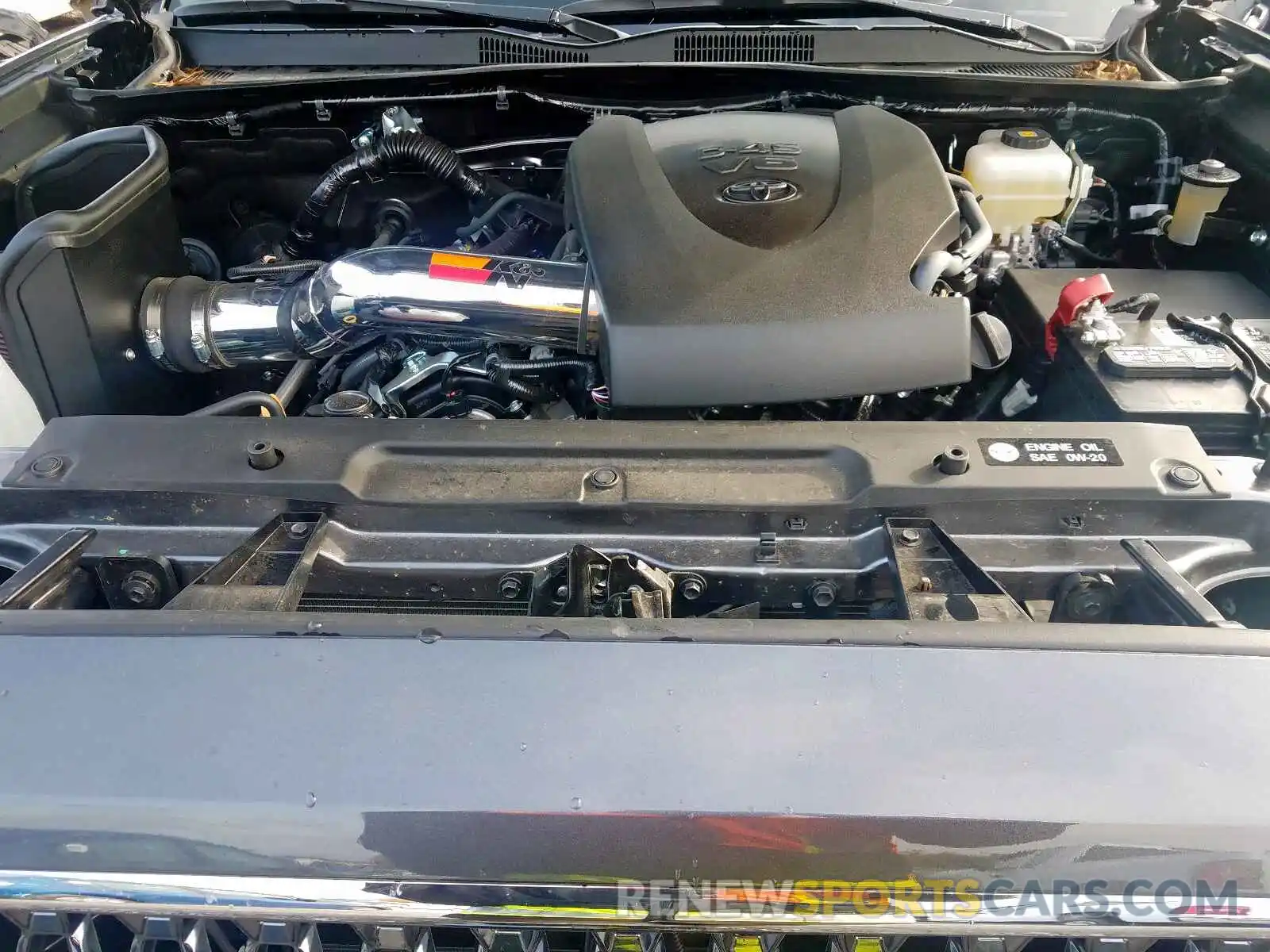 7 Photograph of a damaged car 5TFCZ5AN7KX194742 TOYOTA TACOMA 2019