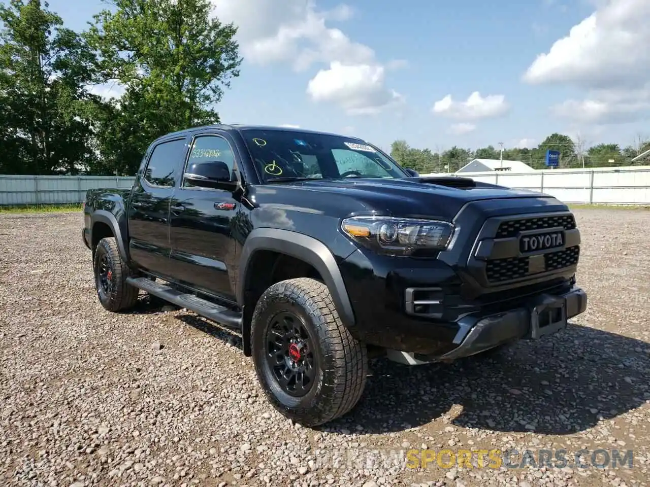 1 Photograph of a damaged car 5TFCZ5AN7KX195180 TOYOTA TACOMA 2019