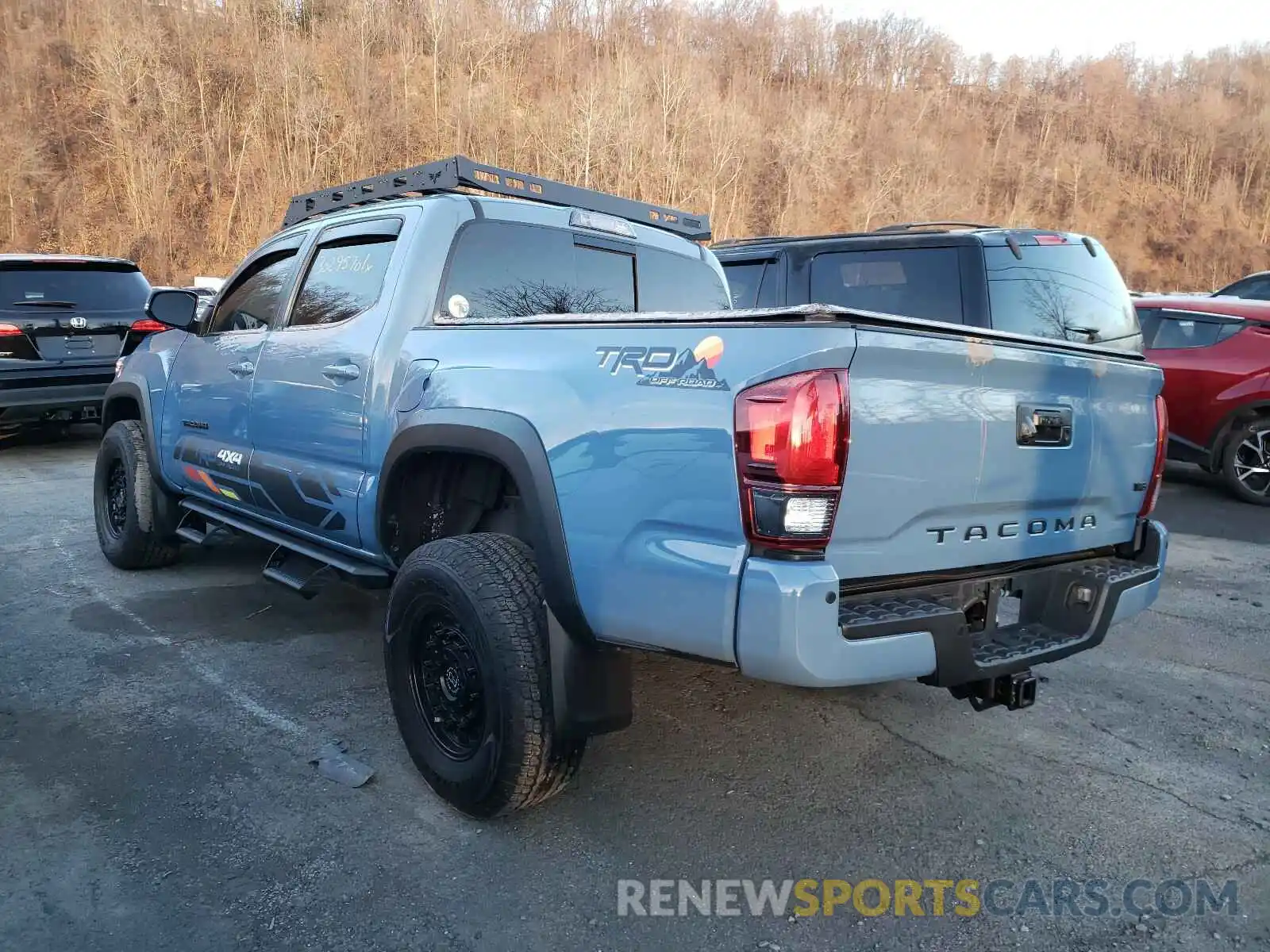 3 Photograph of a damaged car 5TFCZ5AN7KX196099 TOYOTA TACOMA 2019