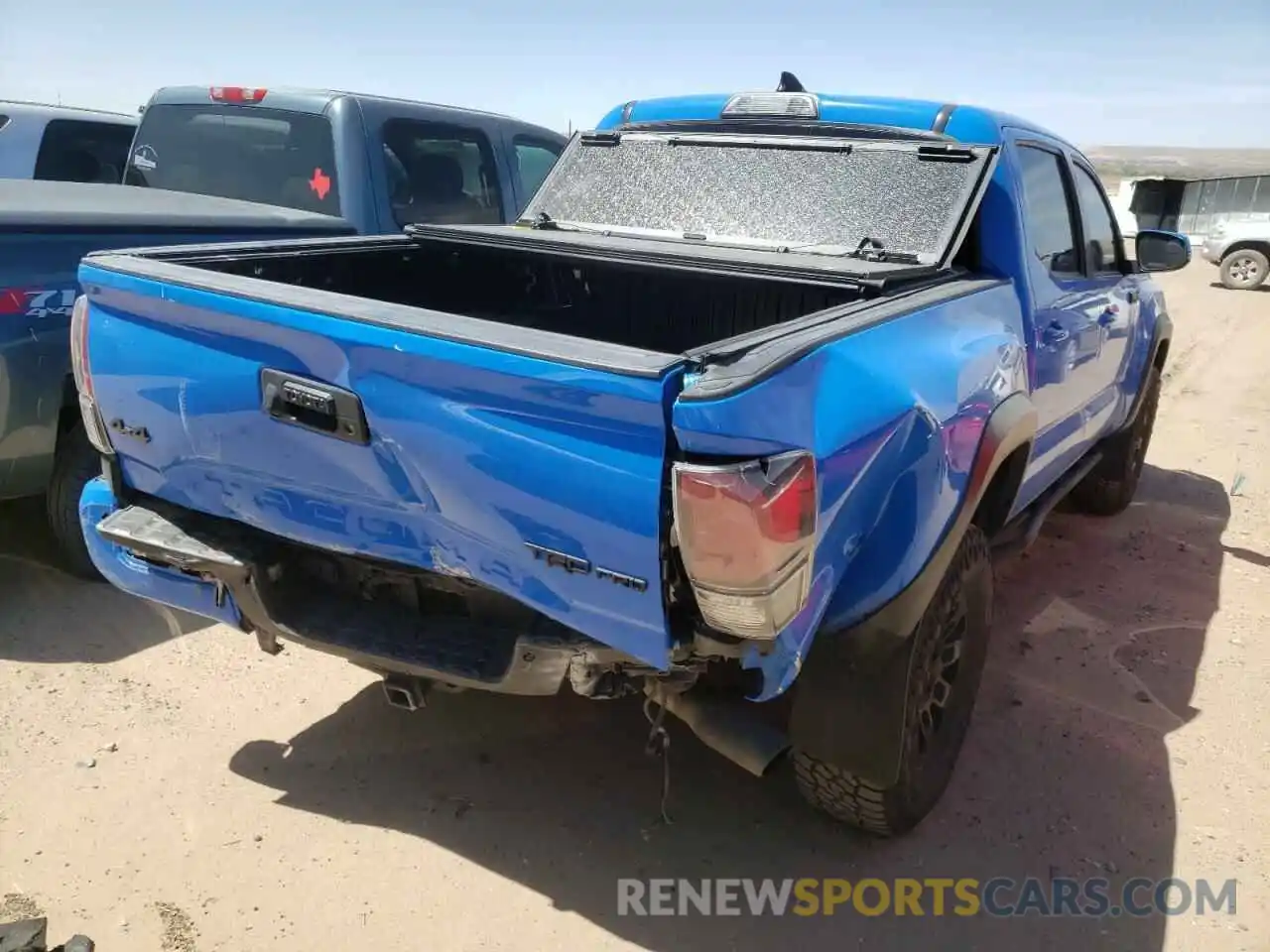 4 Photograph of a damaged car 5TFCZ5AN7KX201544 TOYOTA TACOMA 2019