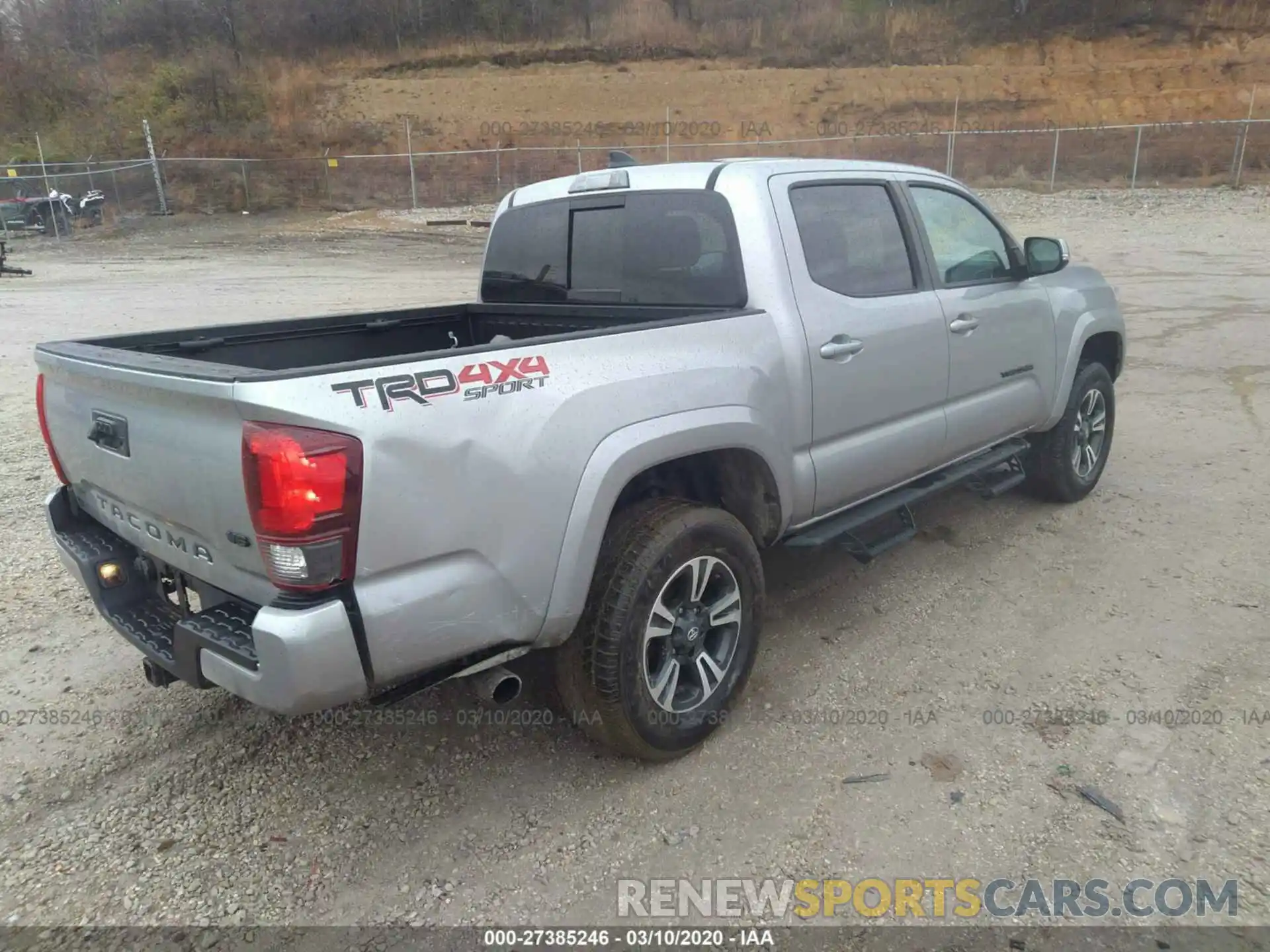 4 Фотография поврежденного автомобиля 5TFCZ5AN7KX208025 TOYOTA TACOMA 2019