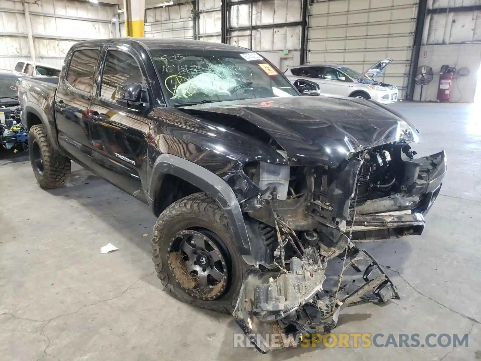 1 Photograph of a damaged car 5TFCZ5AN8KX172927 TOYOTA TACOMA 2019