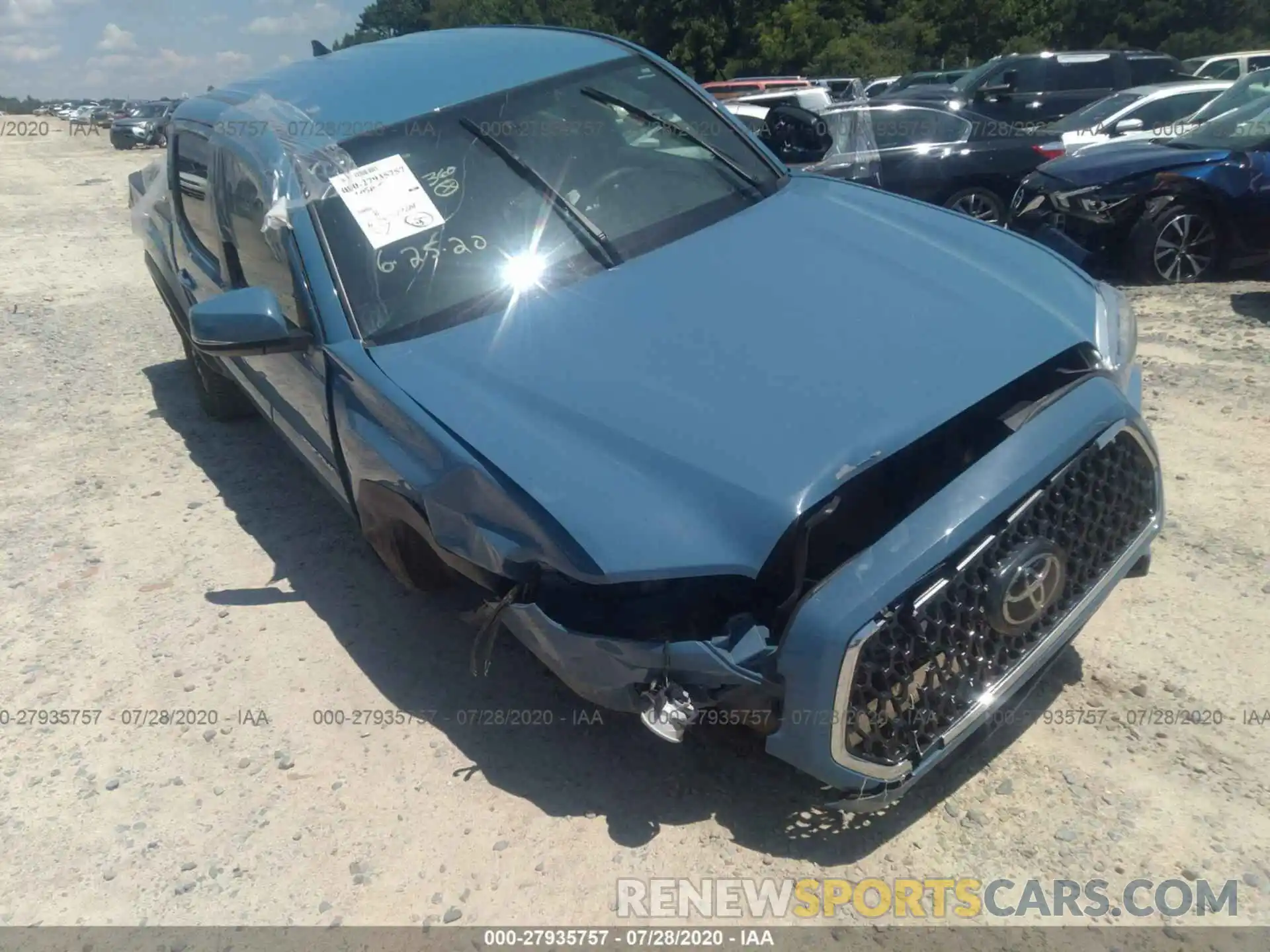 1 Photograph of a damaged car 5TFCZ5AN8KX174418 TOYOTA TACOMA 2019