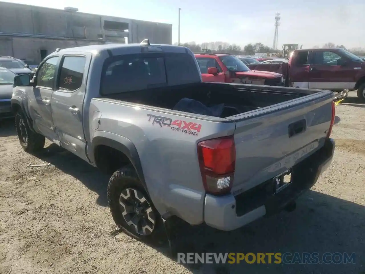 3 Photograph of a damaged car 5TFCZ5AN8KX179912 TOYOTA TACOMA 2019