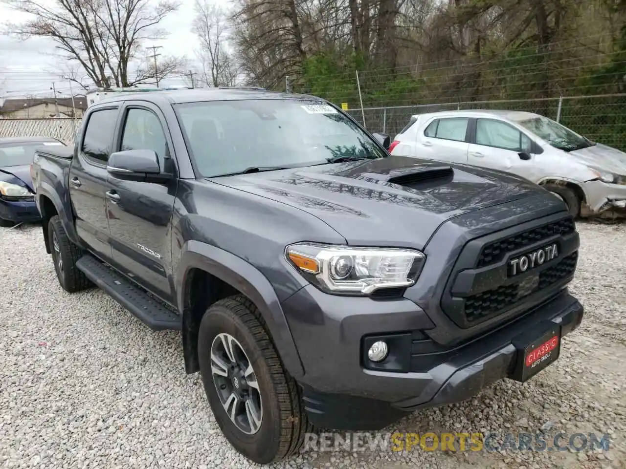 1 Photograph of a damaged car 5TFCZ5AN8KX185404 TOYOTA TACOMA 2019