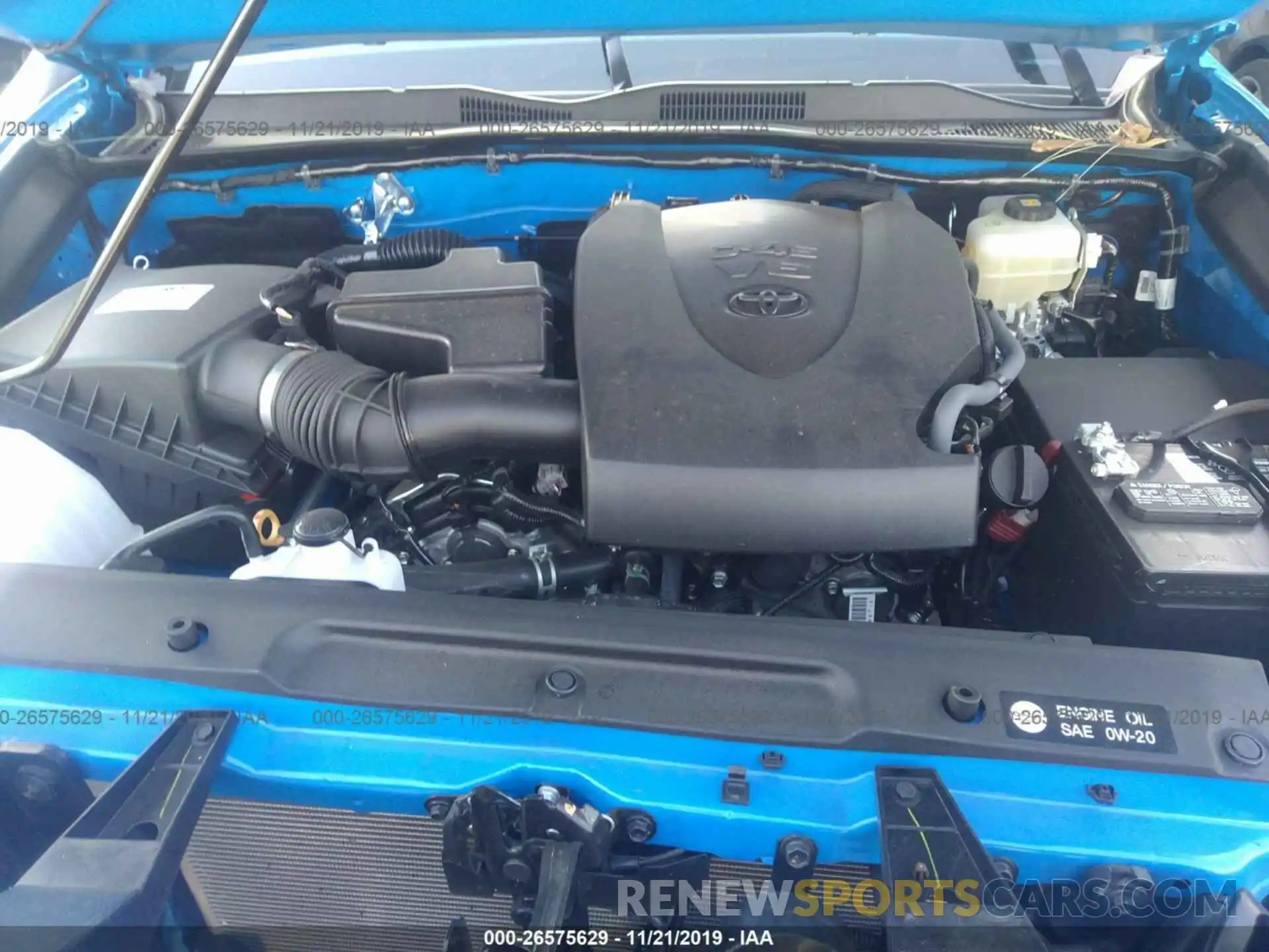 10 Photograph of a damaged car 5TFCZ5AN8KX186374 TOYOTA TACOMA 2019